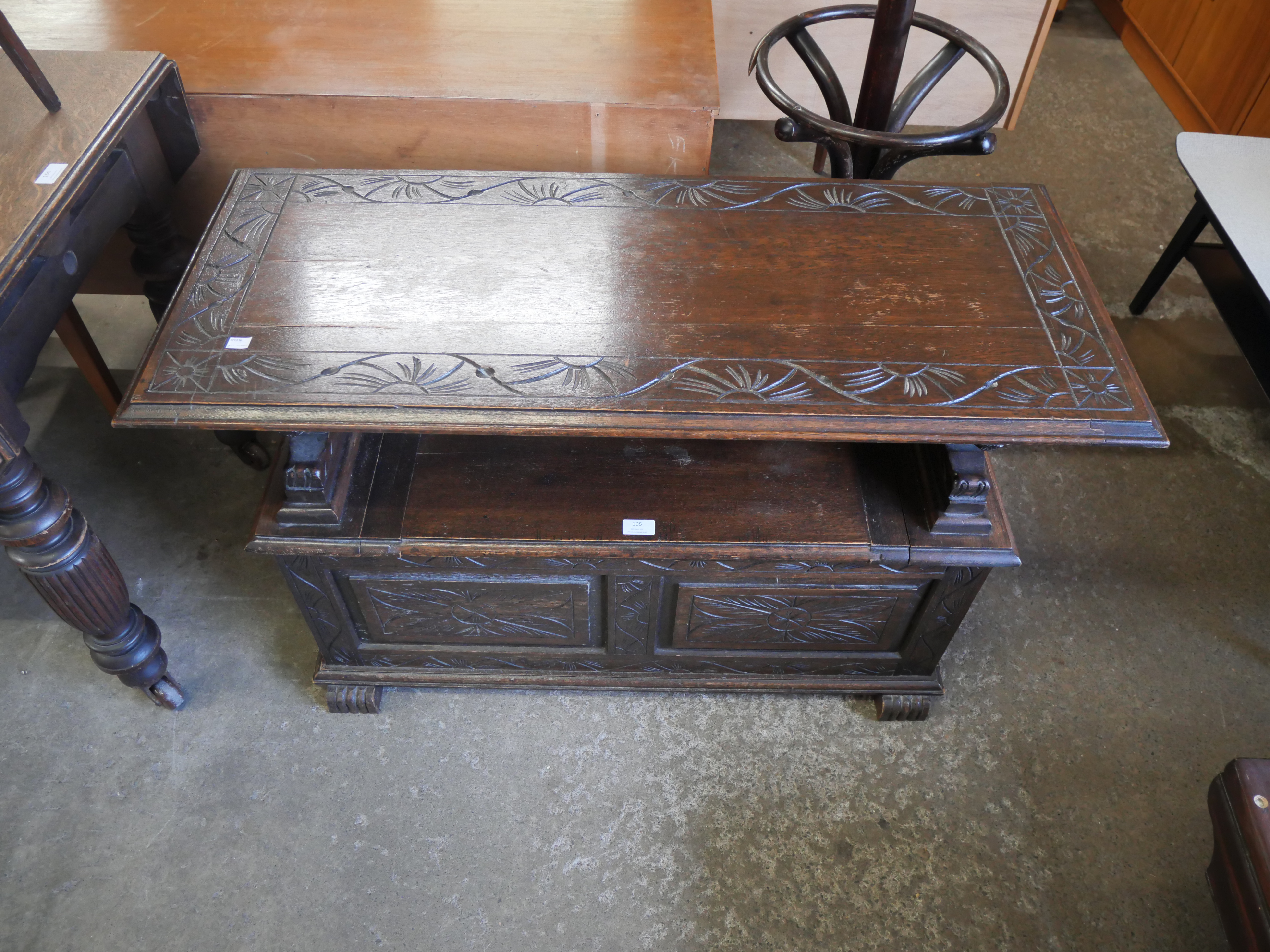 A carved oak monk's bench - Image 3 of 3