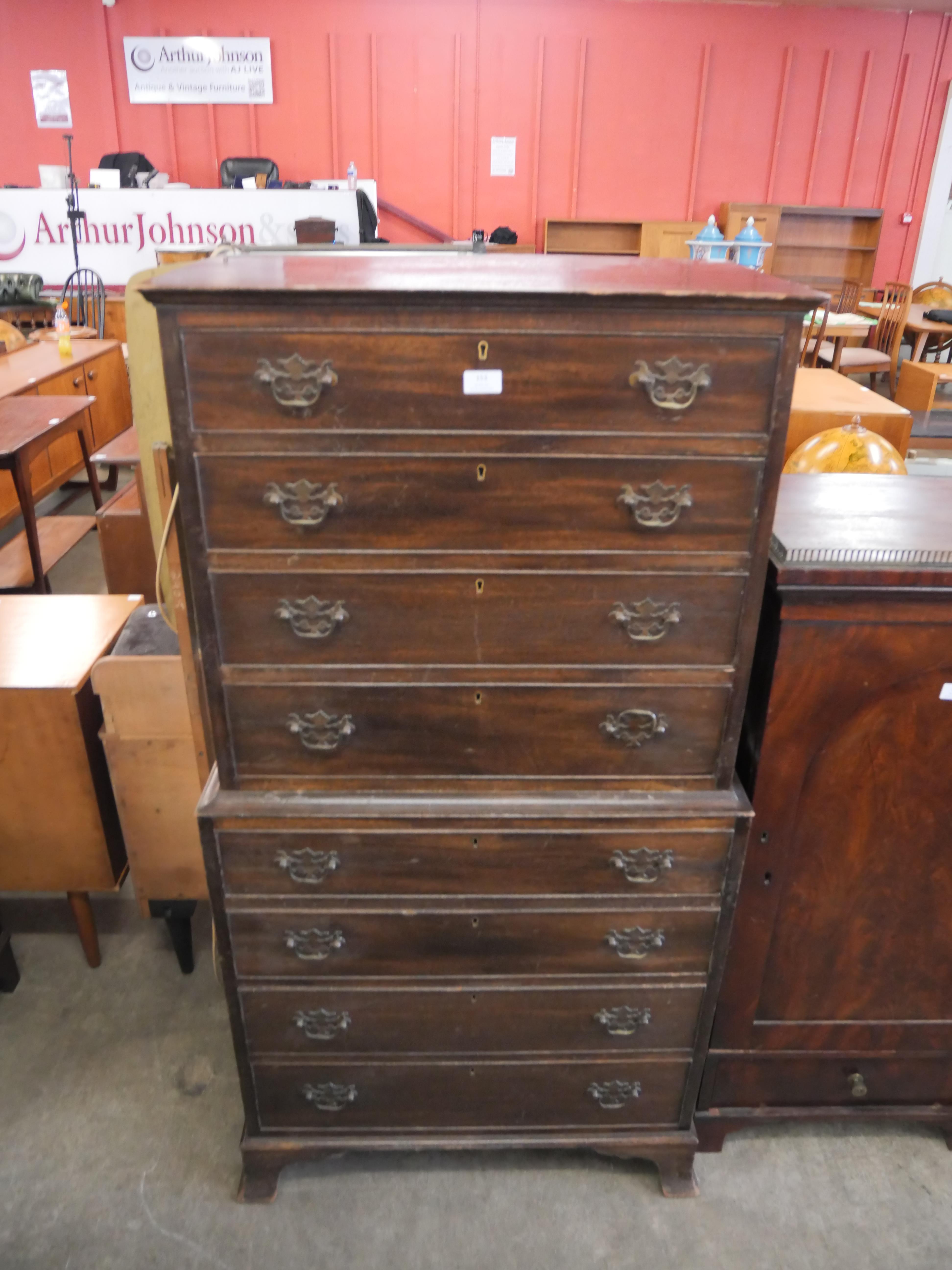 A mahogany chest on chest - Image 2 of 2