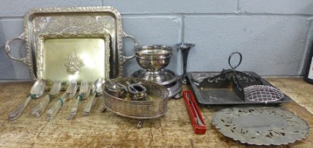 A box of assorted plated ware **PLEASE NOTE THIS LOT IS NOT ELIGIBLE FOR POSTING AND PACKING**