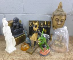 A box of tourist trade souvenirs, etc., including a pair of Egyptian bookends **PLEASE NOTE THIS LOT
