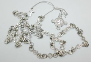 A large scroll design 925 silver necklace, a silver cross pendant and chain and a silver St. Johns