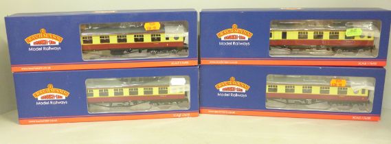 Four Bachmann Branch-Line porthole coaches, all crimson and cream, boxed