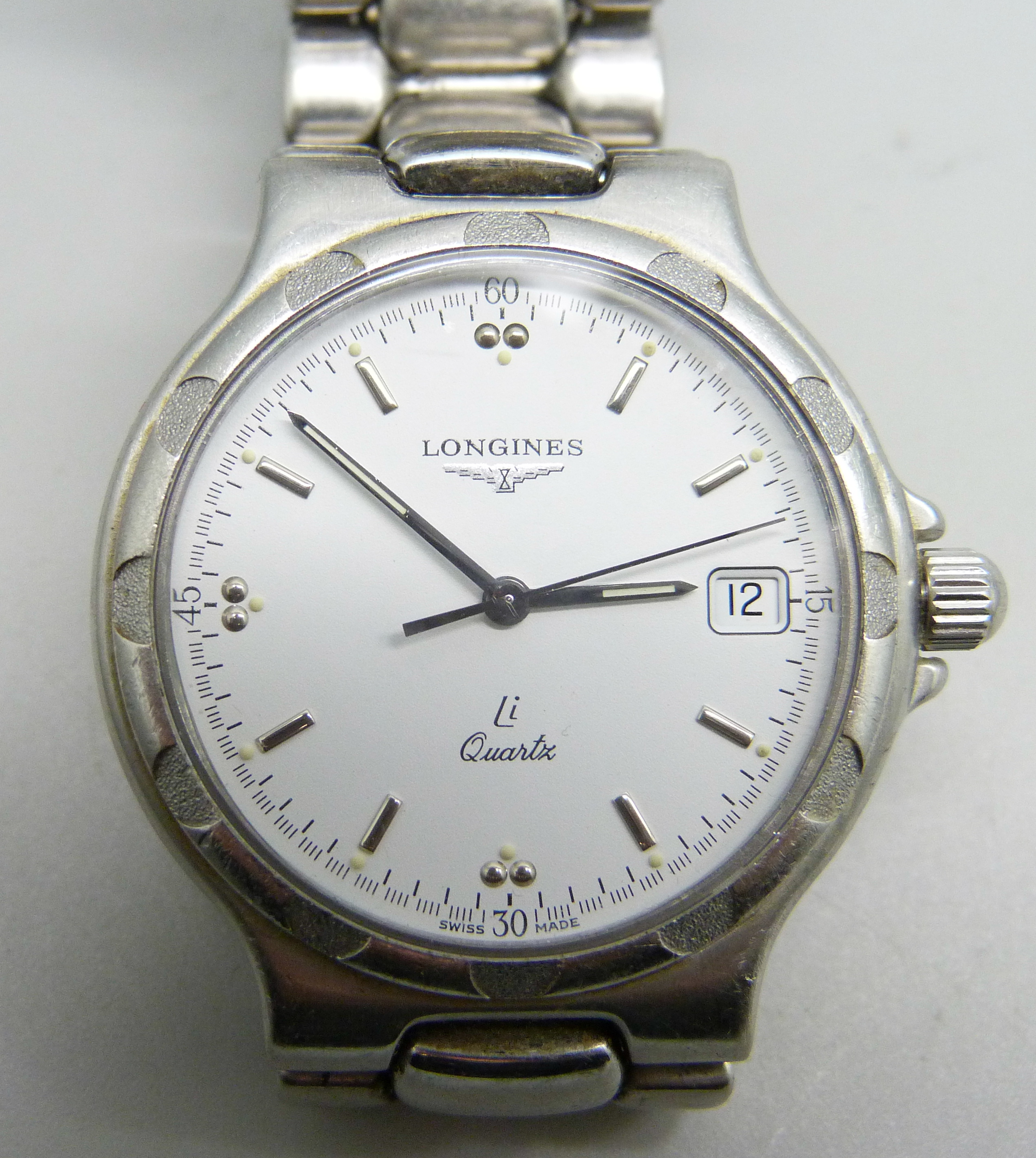 A Longines quartz wristwatch - Image 2 of 6