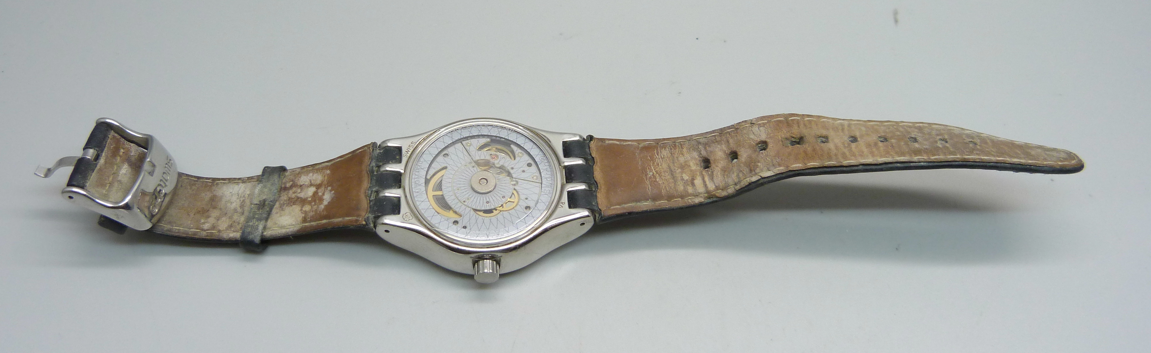 A gentleman's Swatch automatic wristwatch - Image 5 of 6