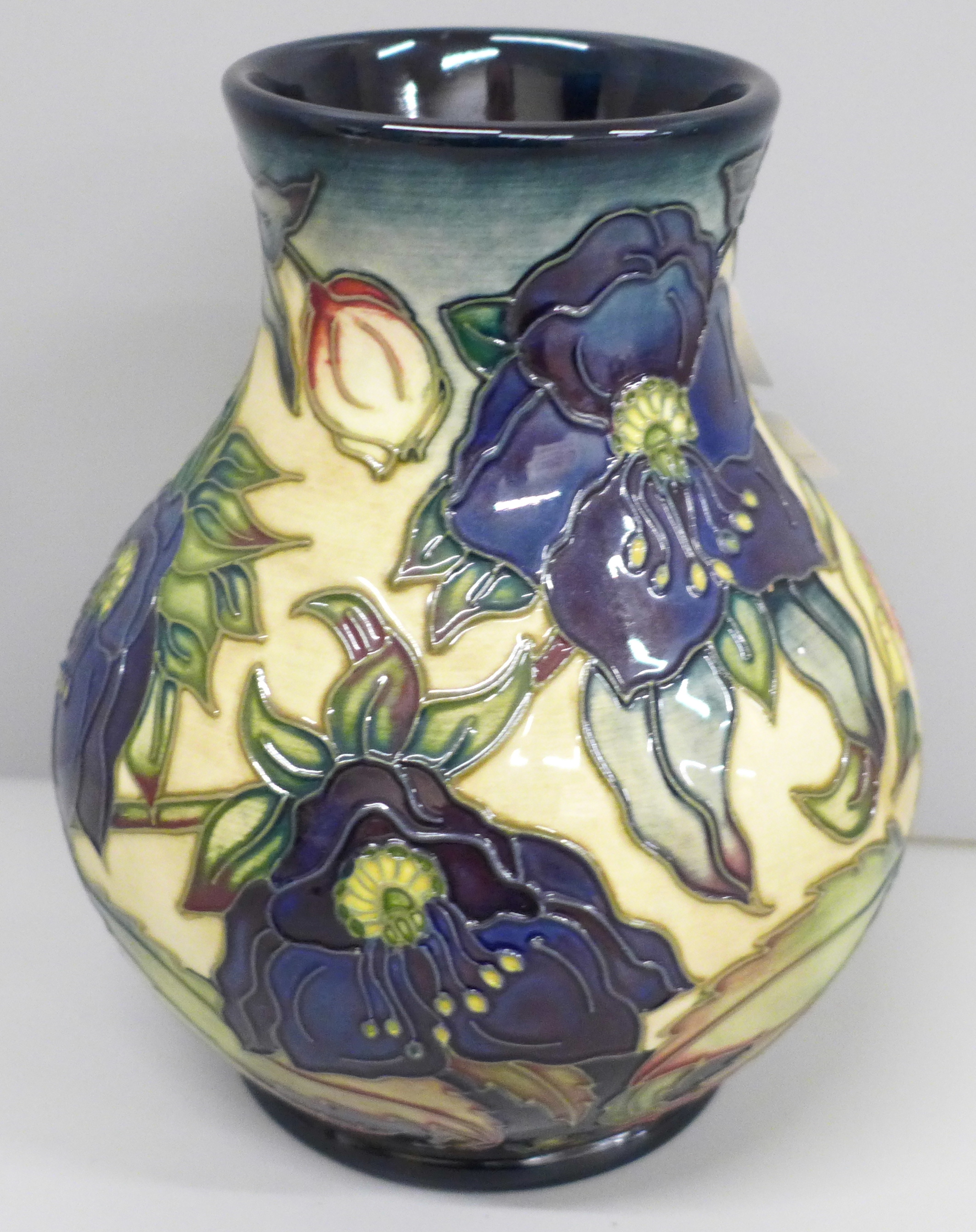 A Moorcroft Hellebore vase, 869/6, in original box, 16cm - Image 2 of 4