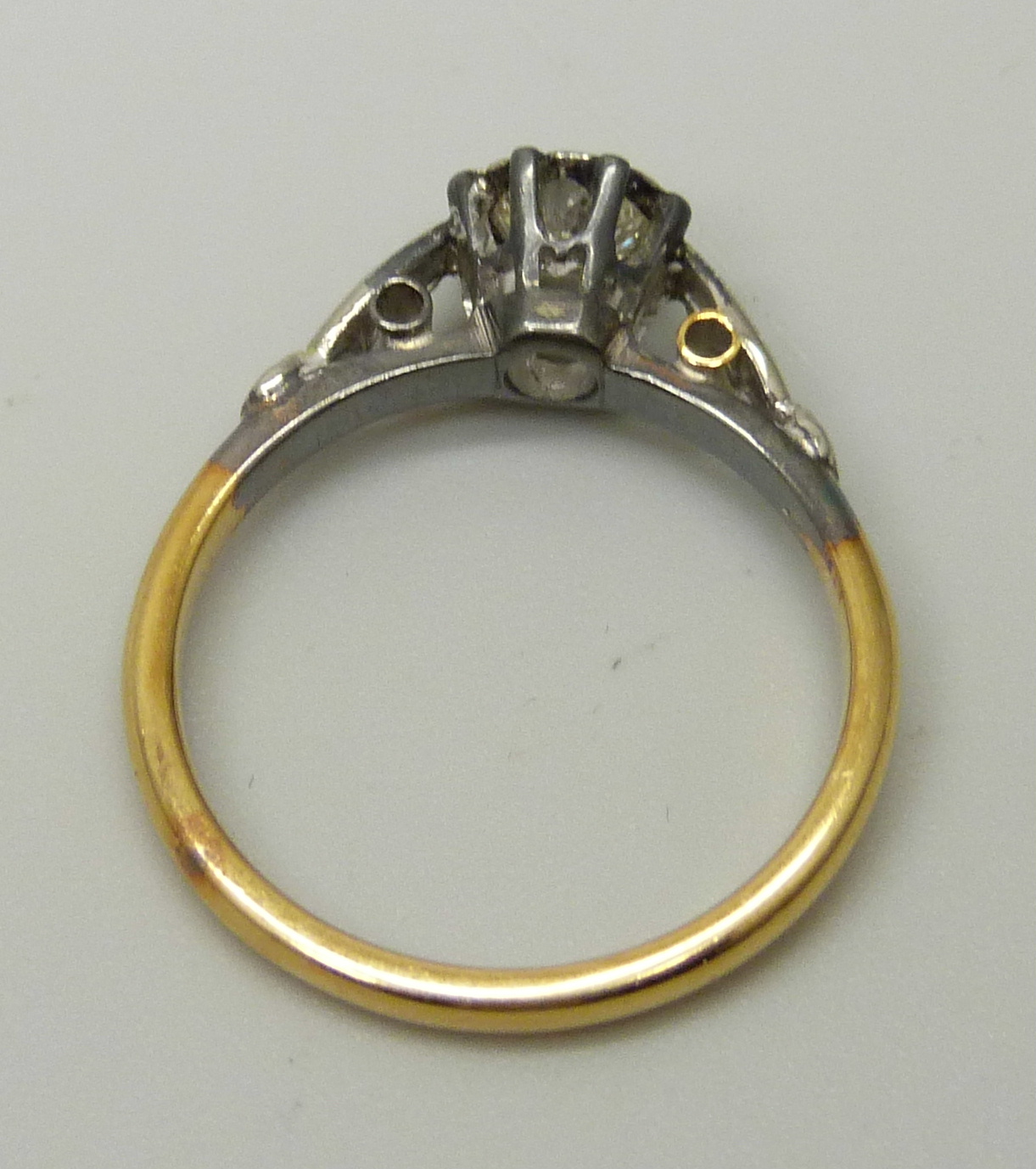 An 18ct yellow gold and platinum set round brilliant cut diamond solitaire ring, approximately 0. - Image 4 of 5