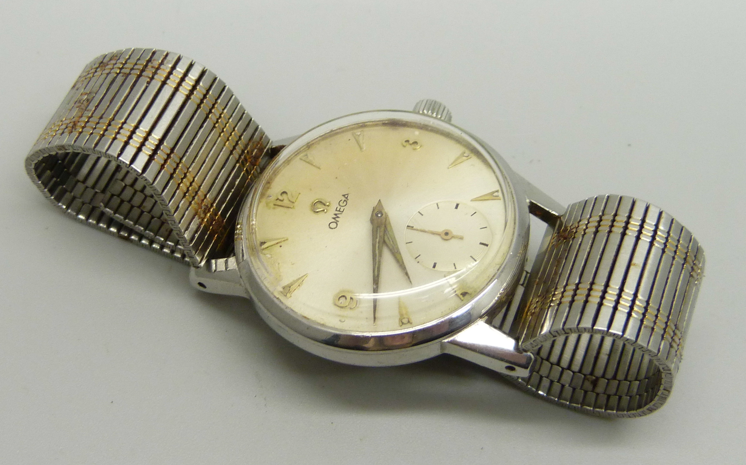 A gentleman's Omega wristwatch with subsidiary second hand, the case back bears inscription dated - Image 4 of 6