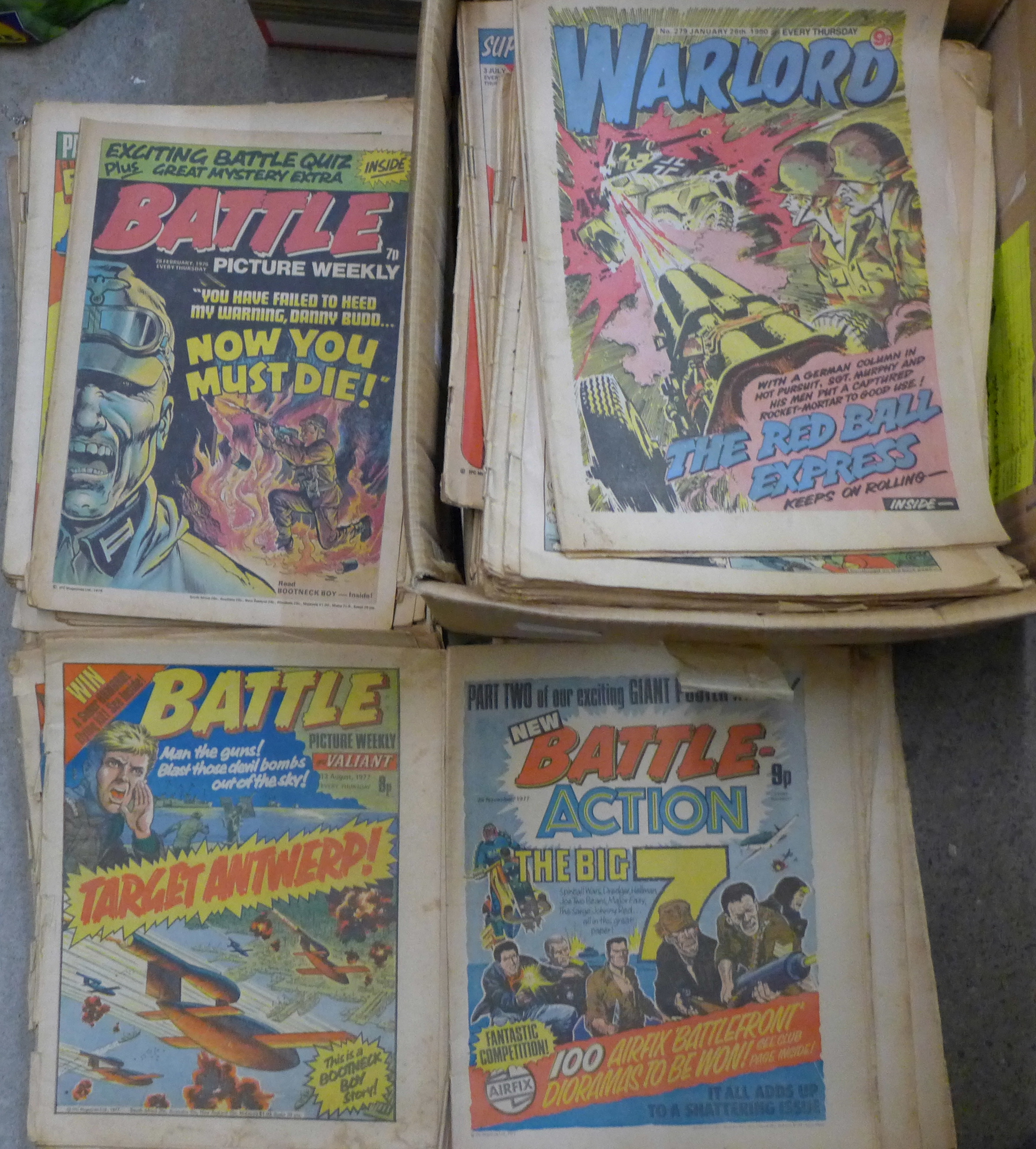 Approximately 130 vintage War and other comics - Image 2 of 5