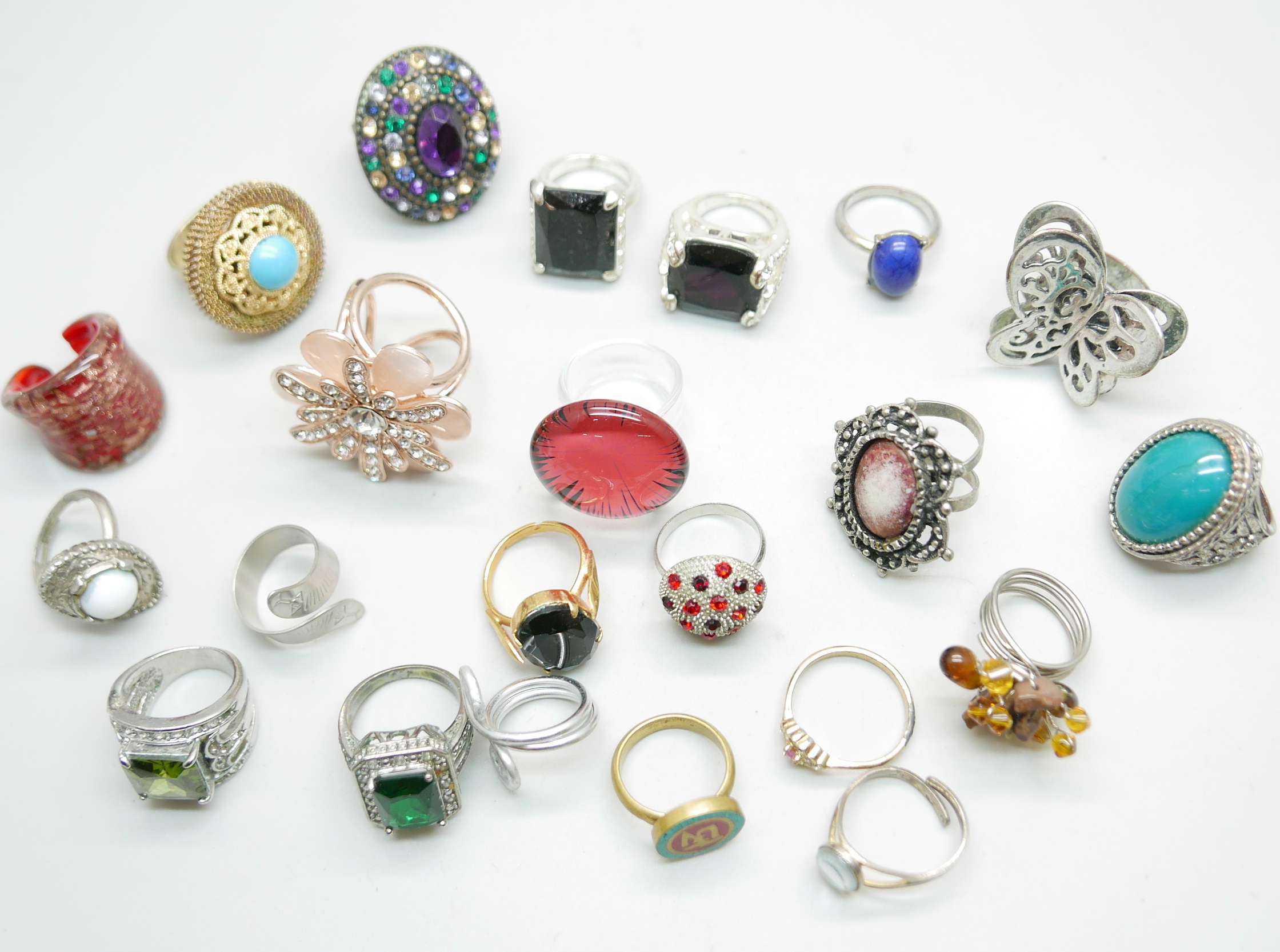 A collection of vintage and later costume rings