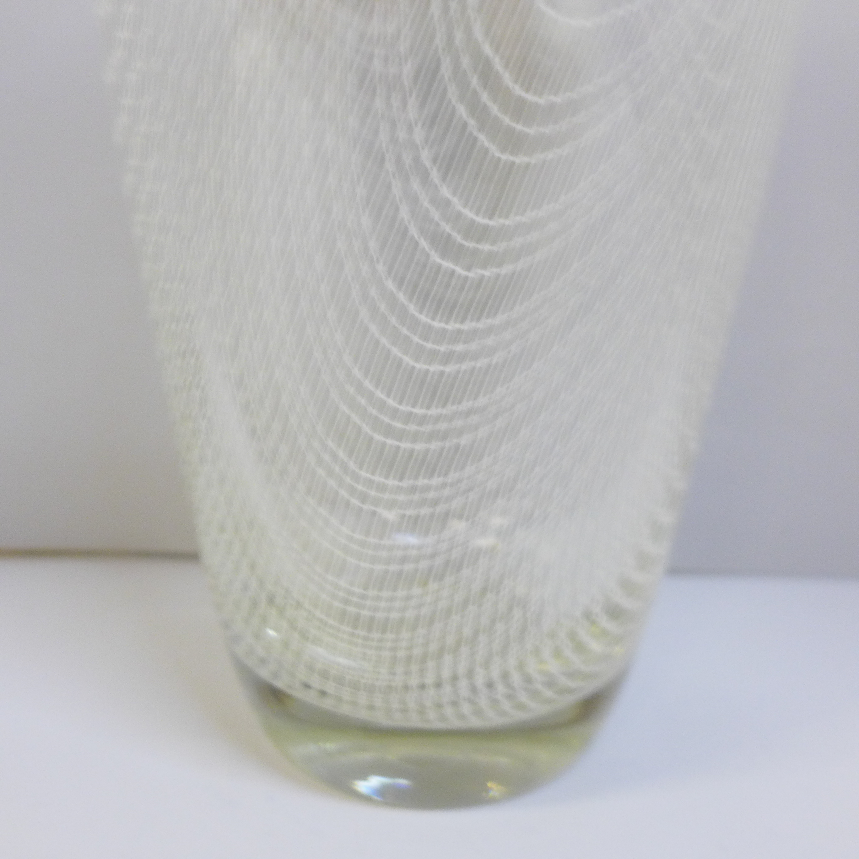 A Harrtil Metelak 1960s Czech glass vase, 19cm - Image 2 of 3