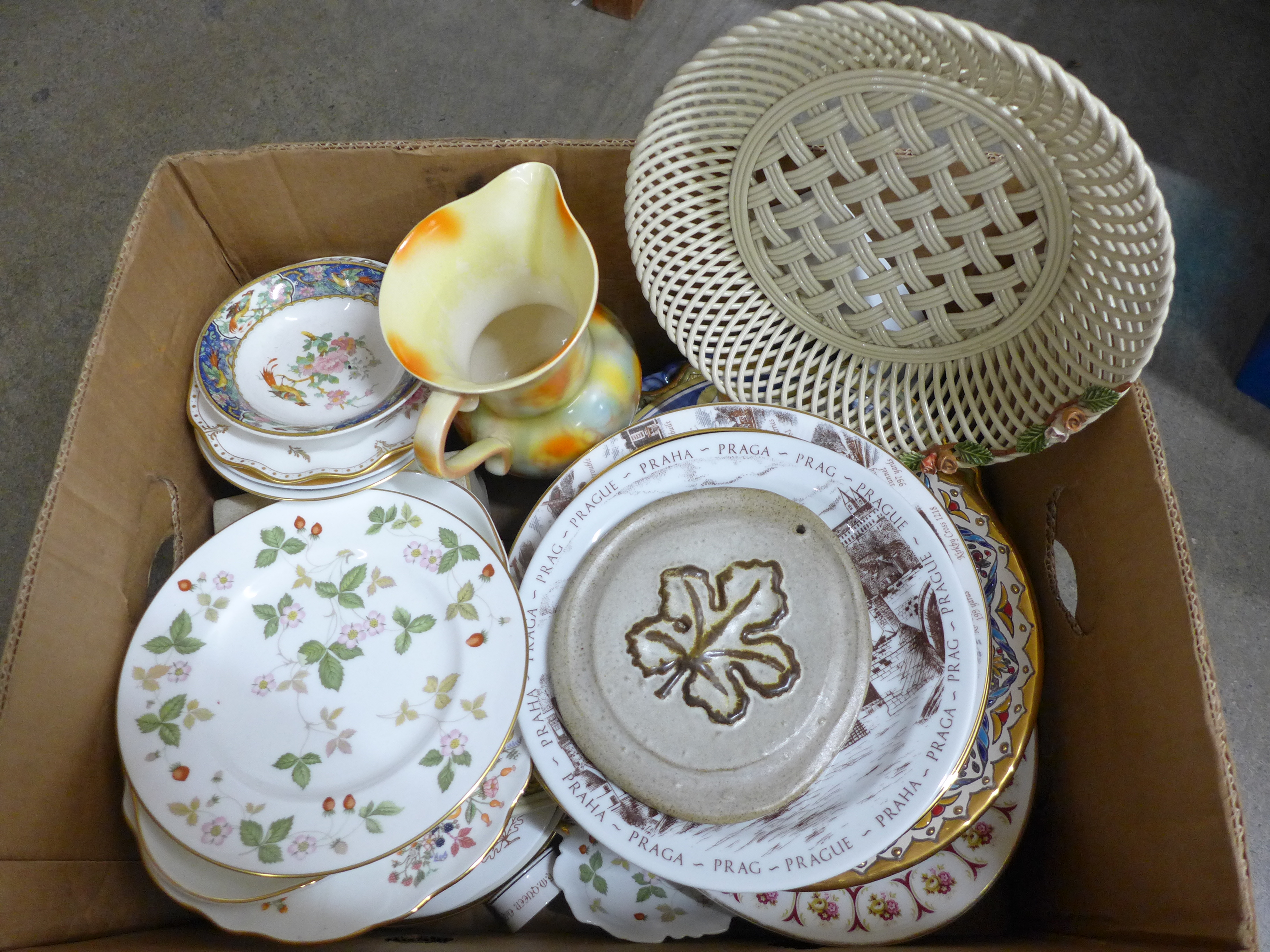 A box of mixed china, Royal Crown Derby, Brambly Hedge, mining plates, etc. **PLEASE NOTE THIS LOT