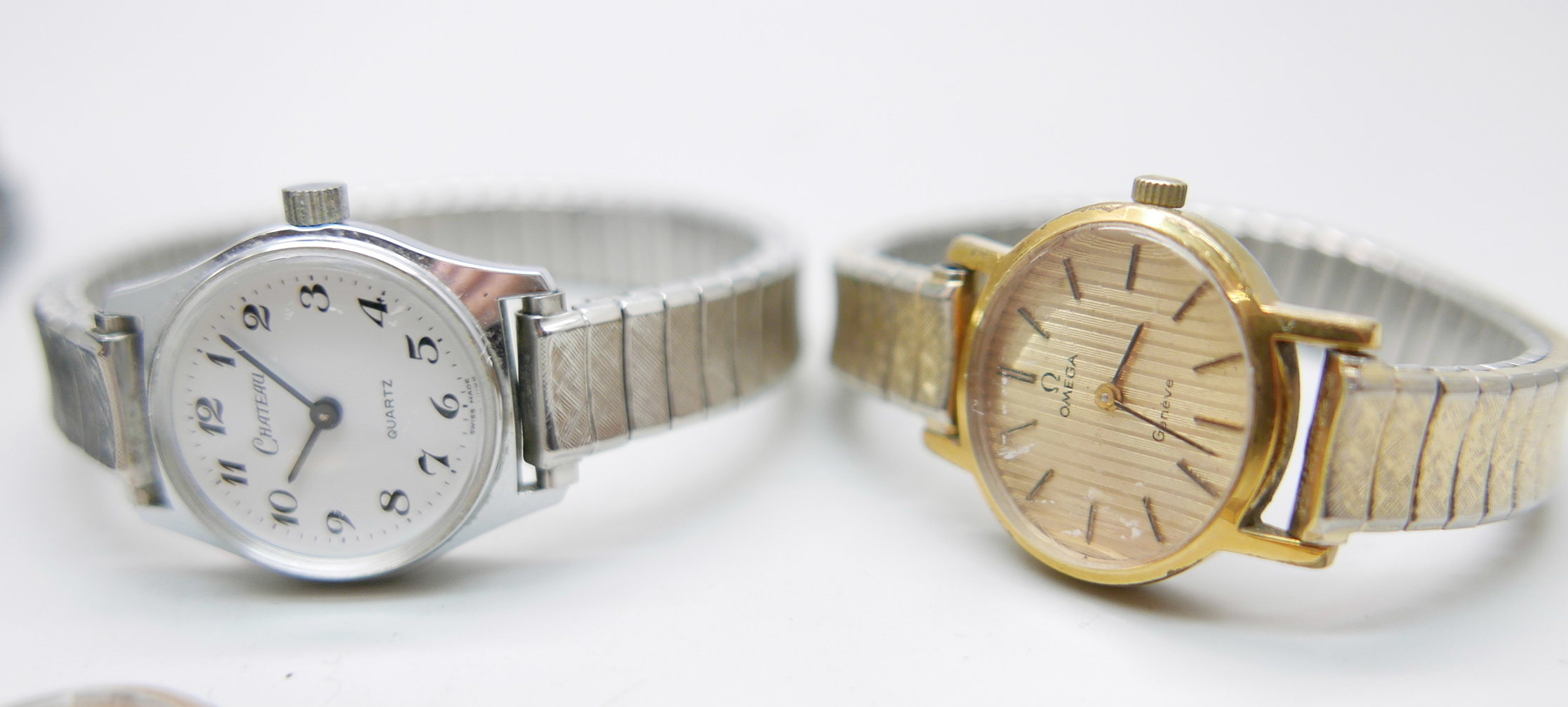 A lady's Omega wristwatch, a lady's 9ct gold Avia wristwatch and two other watches - Image 3 of 4
