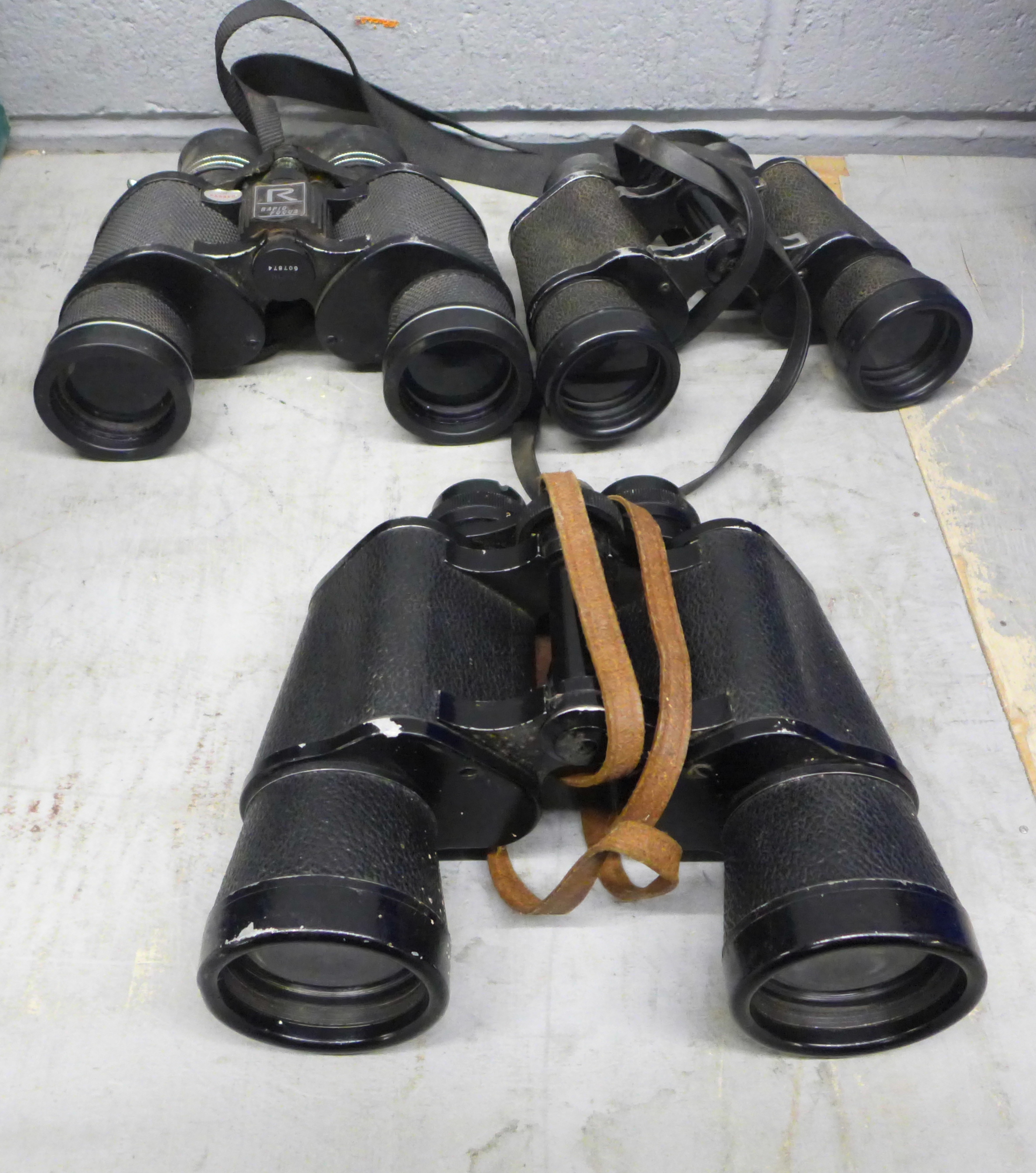 A Vivitar Series 1 70-210mm camera lens, other lenses, binoculars including Deraisme Militaire, - Image 2 of 4