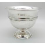 A silver bowl, London 1911, 65g, diameter 9.5cm