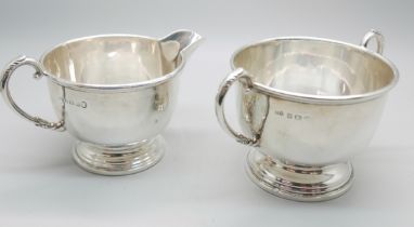 A silver cream and sugar, 193g