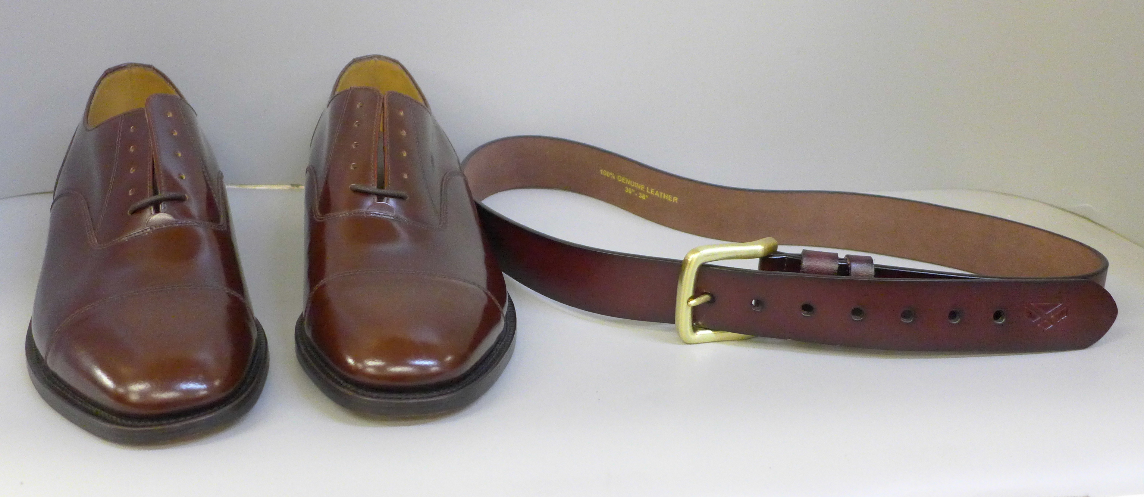 A pair of gentleman's leather Loake shoes, size 10, new in box and a Hoggs of Fife gentleman's