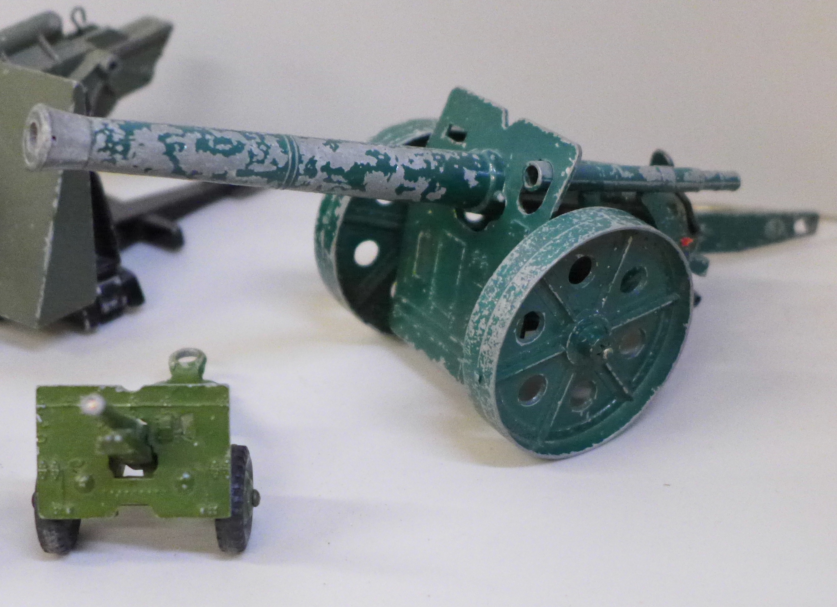 Britain's, Dinky, etc., military field gun vehicles - Image 4 of 5