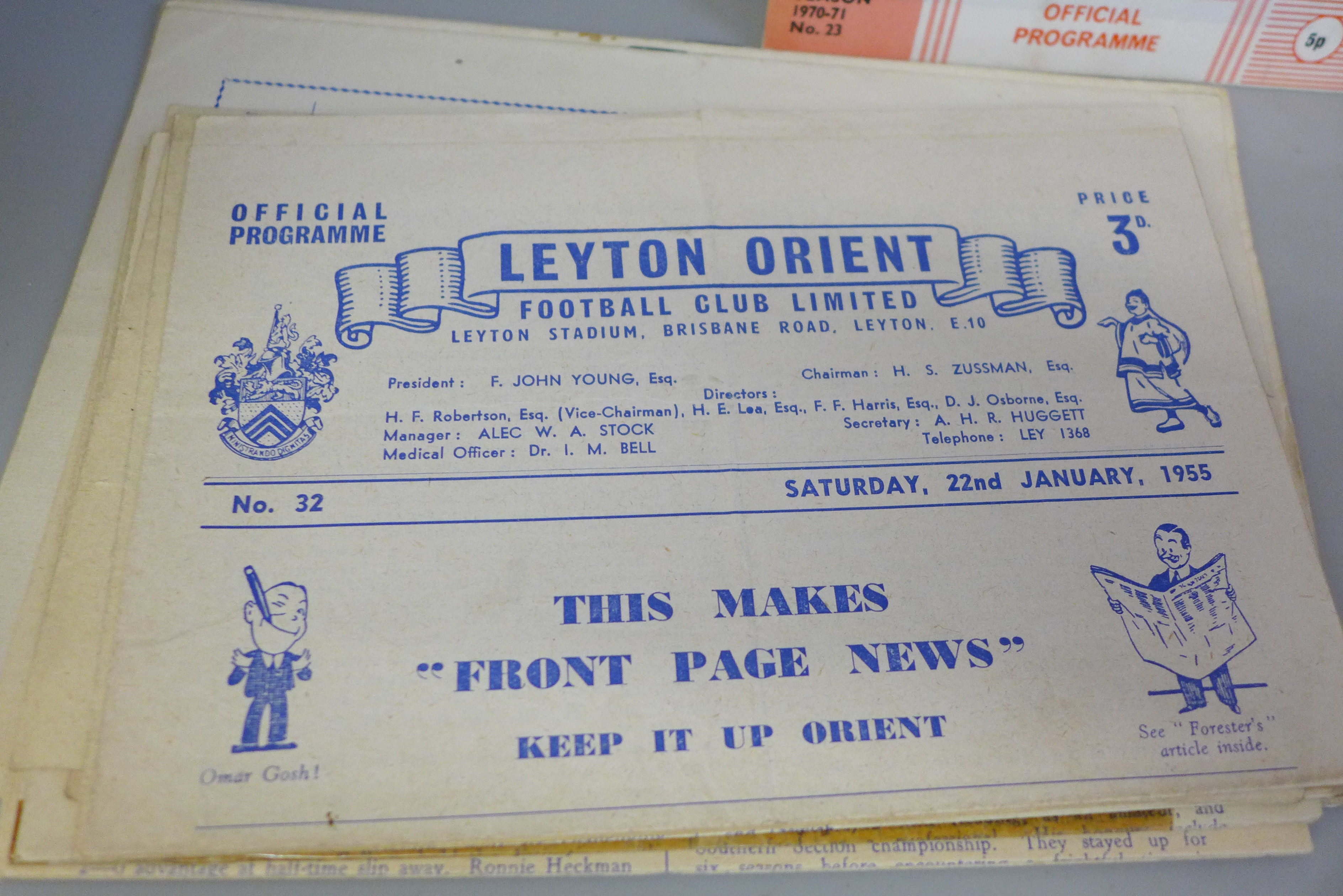 Football memorabilia; Leyton Orient home programmes from the 1950s (12 no.), 60s and 70s (50 no.) - Image 3 of 6