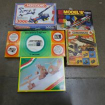 Five construction sets including Meccano **PLEASE NOTE THIS LOT IS NOT ELIGIBLE FOR IN-HOUSE POSTING