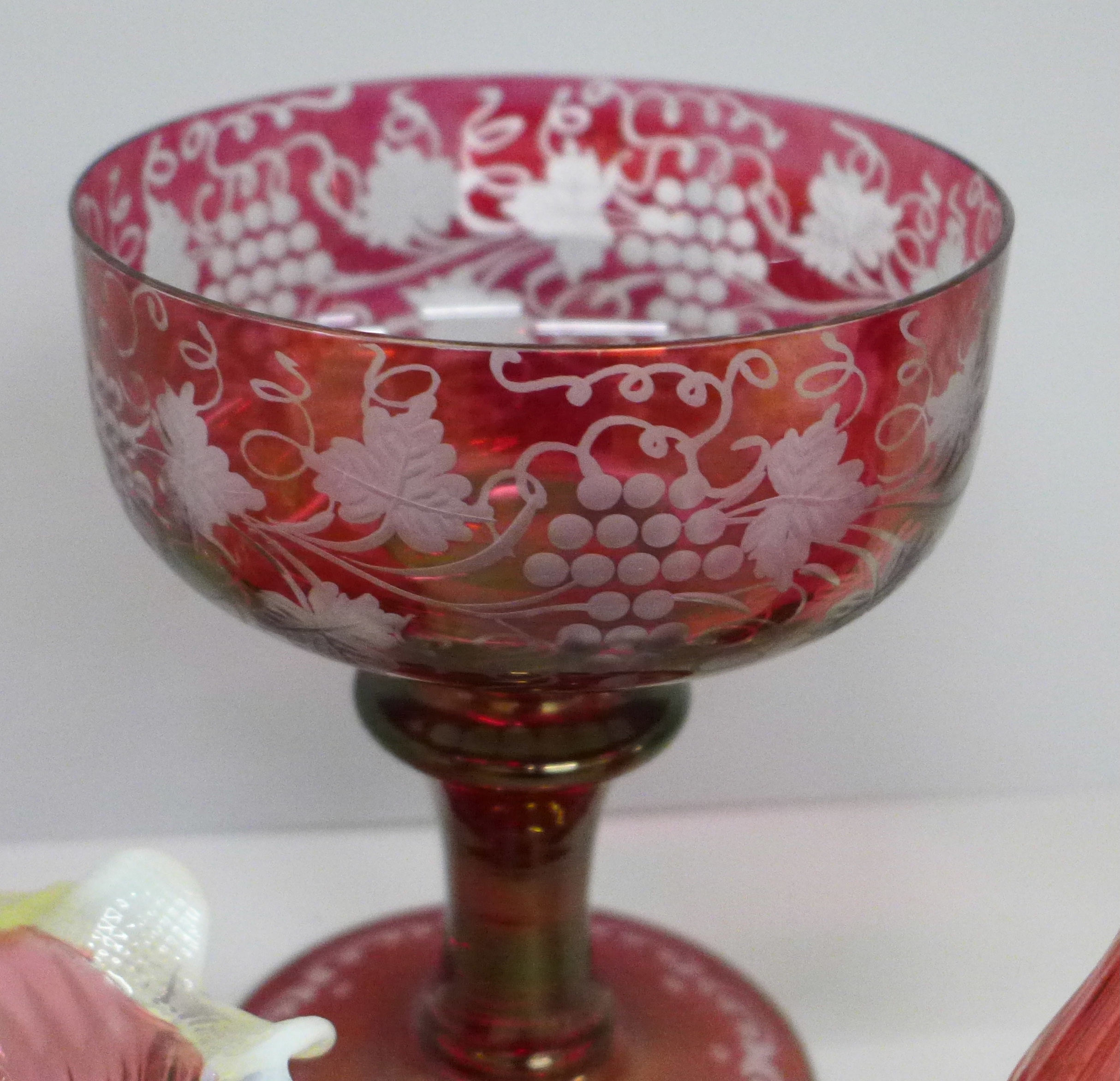 A cranberry and white Kralik Thorn vase, a ruffle edge cranberry glass bowl and a cranberry cut - Image 3 of 4