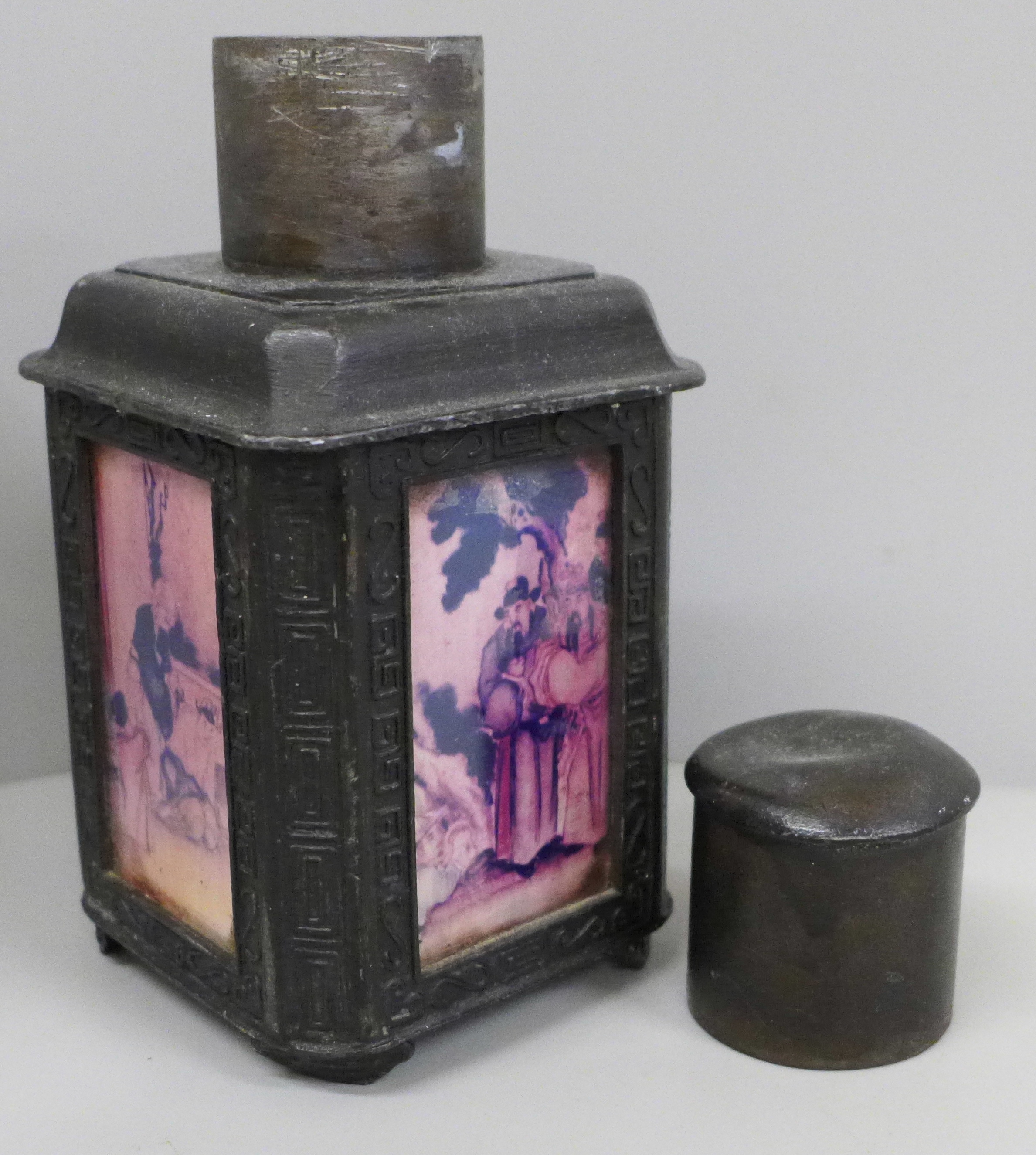 A Chinese Qing Dynasty style pewter tea caddy - Image 3 of 4