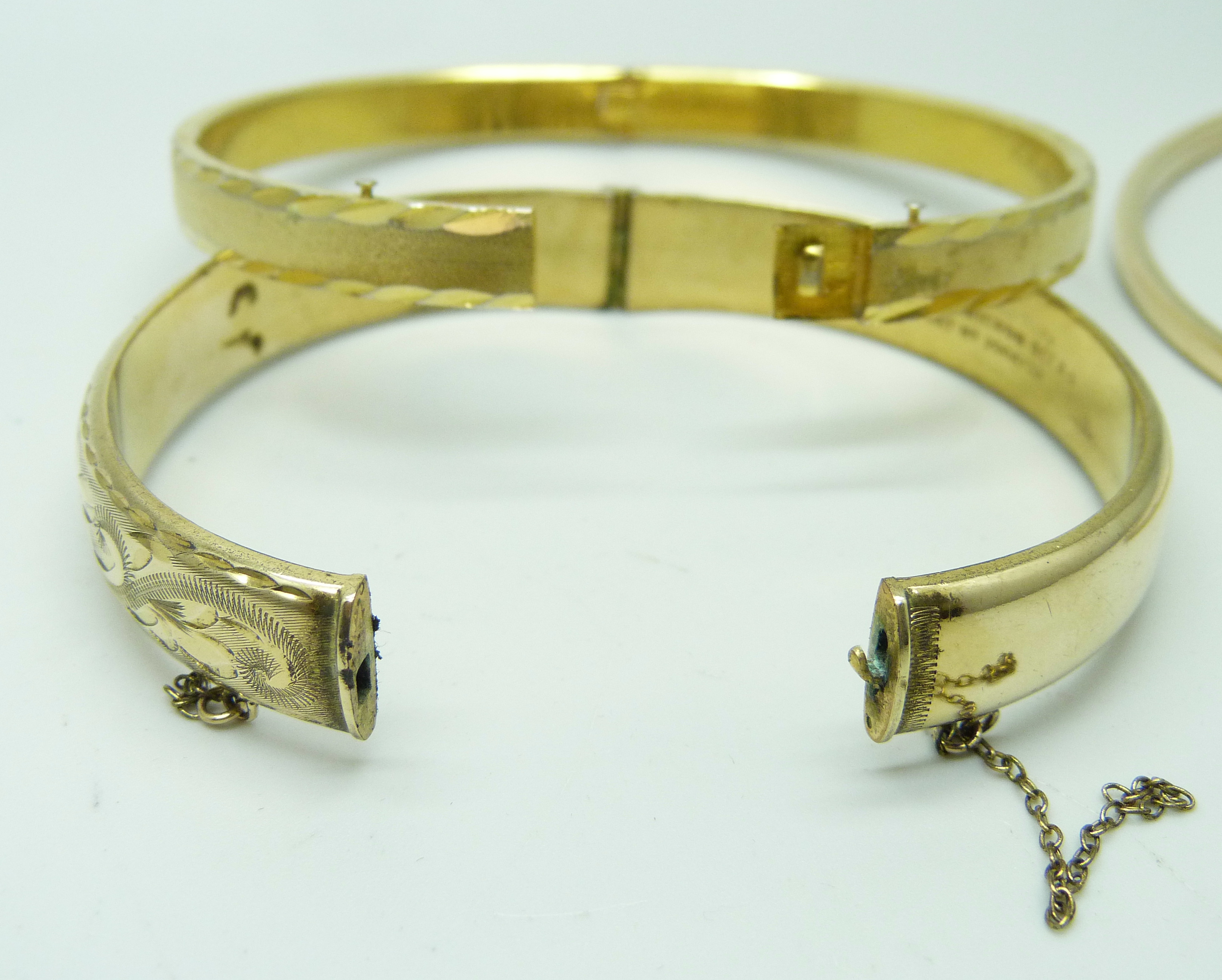 Three vintage rolled gold bangles - Image 5 of 5