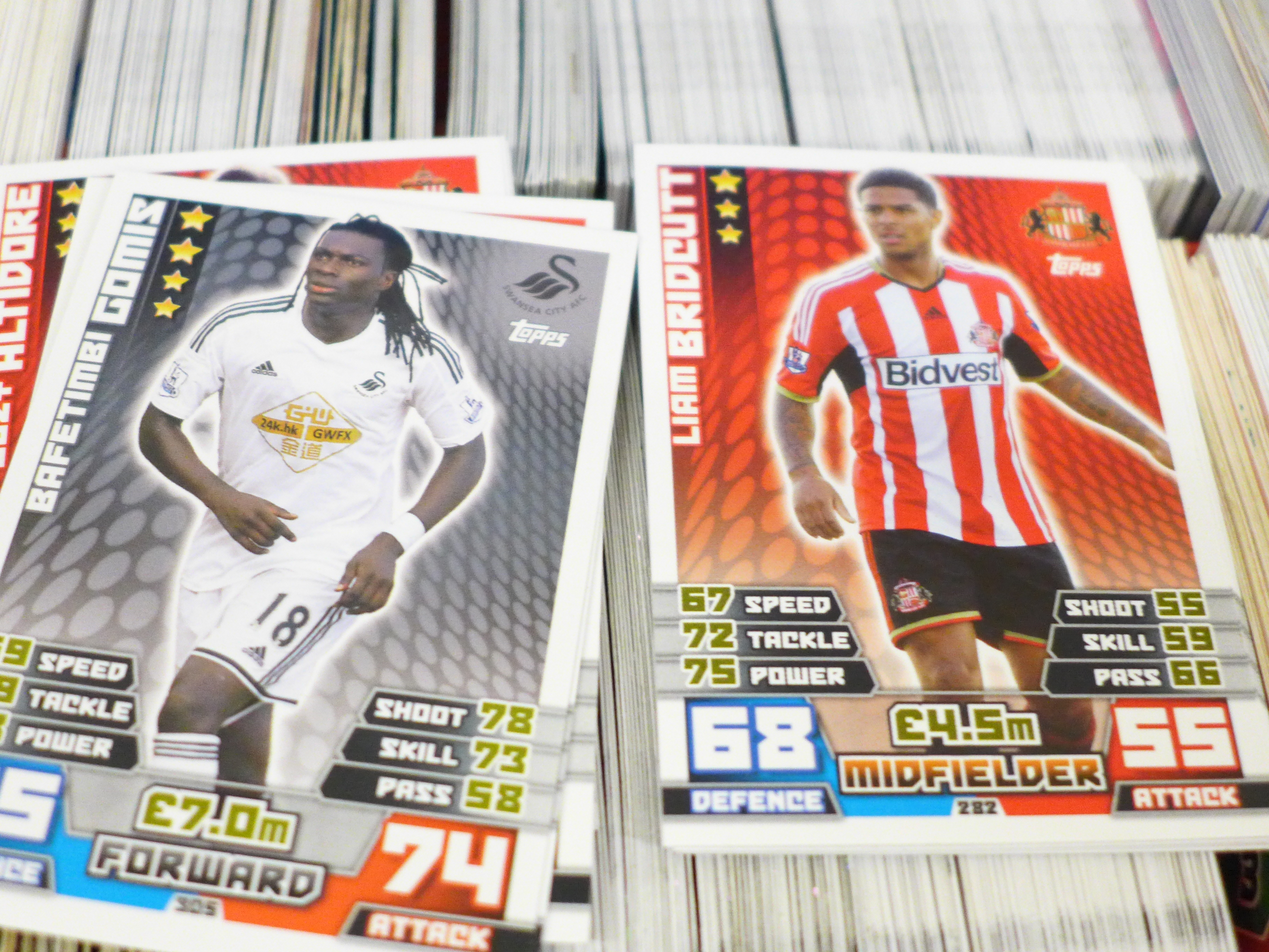Approximately 500 Match Attax collectors cards in case - Image 4 of 5