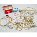 Costume jewellery including coral