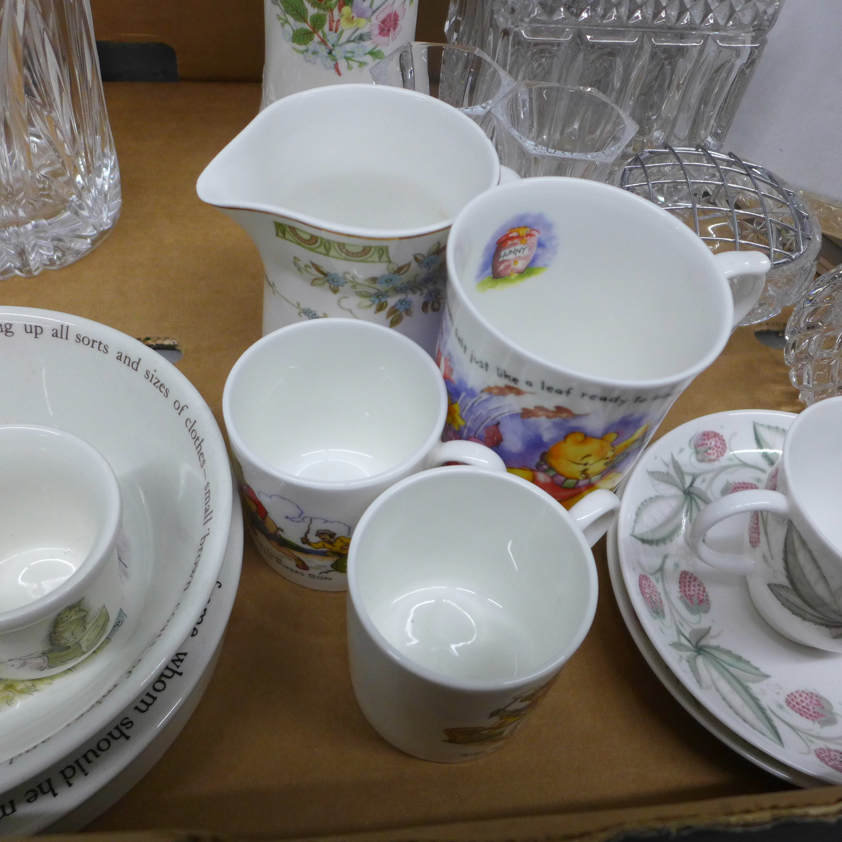 A collection of glassware; an Edinburgh crystal vase, boxed, a Wedgwood Beatrix Potter egg cup, bowl - Image 2 of 4