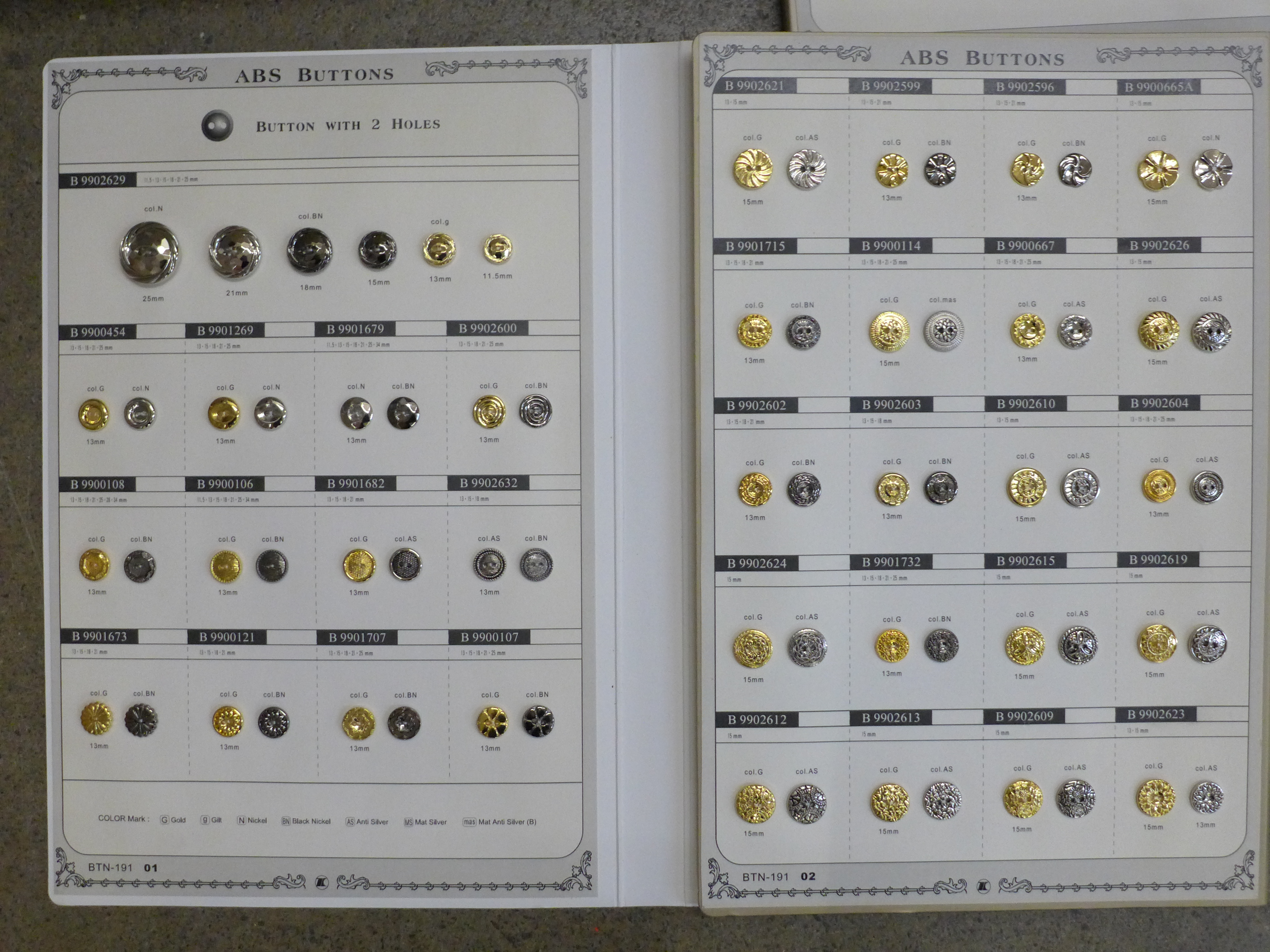 A collection of lace, fasteners and buttons merchant sample folders, all vintage - Image 5 of 12