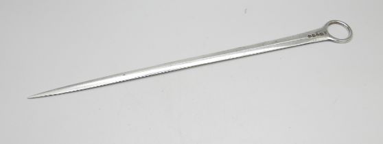 A William IV silver meat skewer, London 1824, 72g