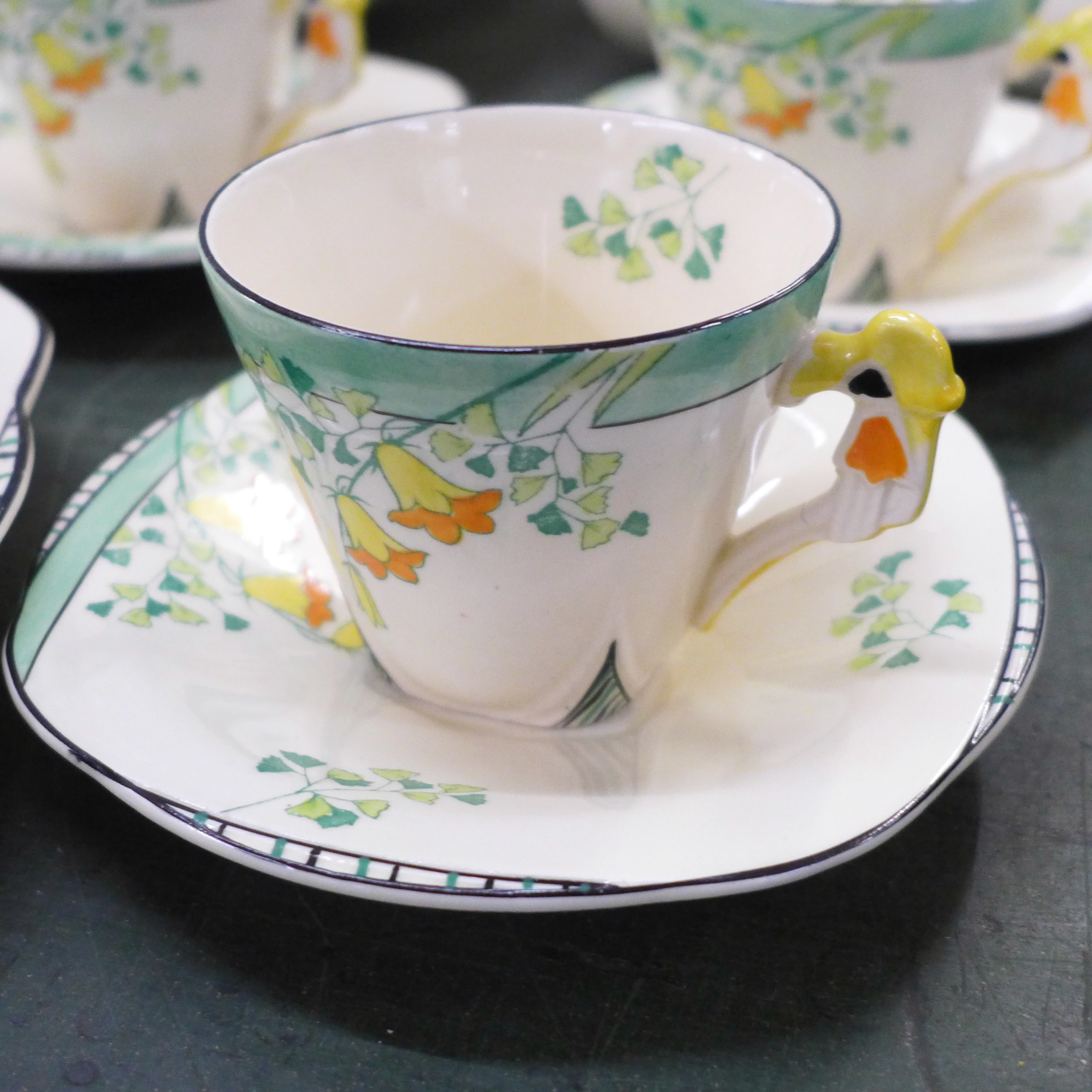 Burleighware Evergreen Art Deco set of six cups and saucers, two vegetable dishes, one lacking - Image 3 of 8