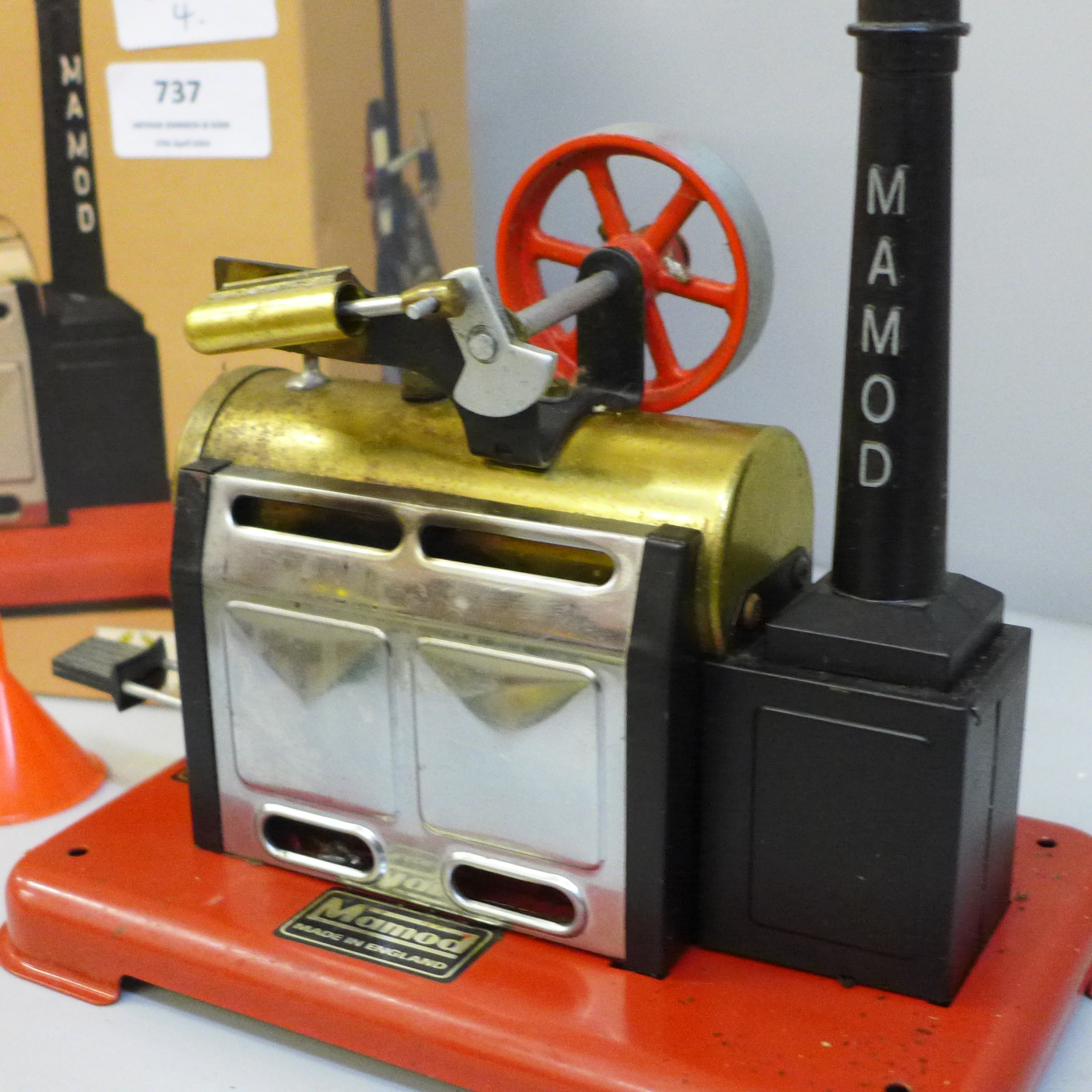 A Mamod Steam Engine SP2 in original box - Image 2 of 4