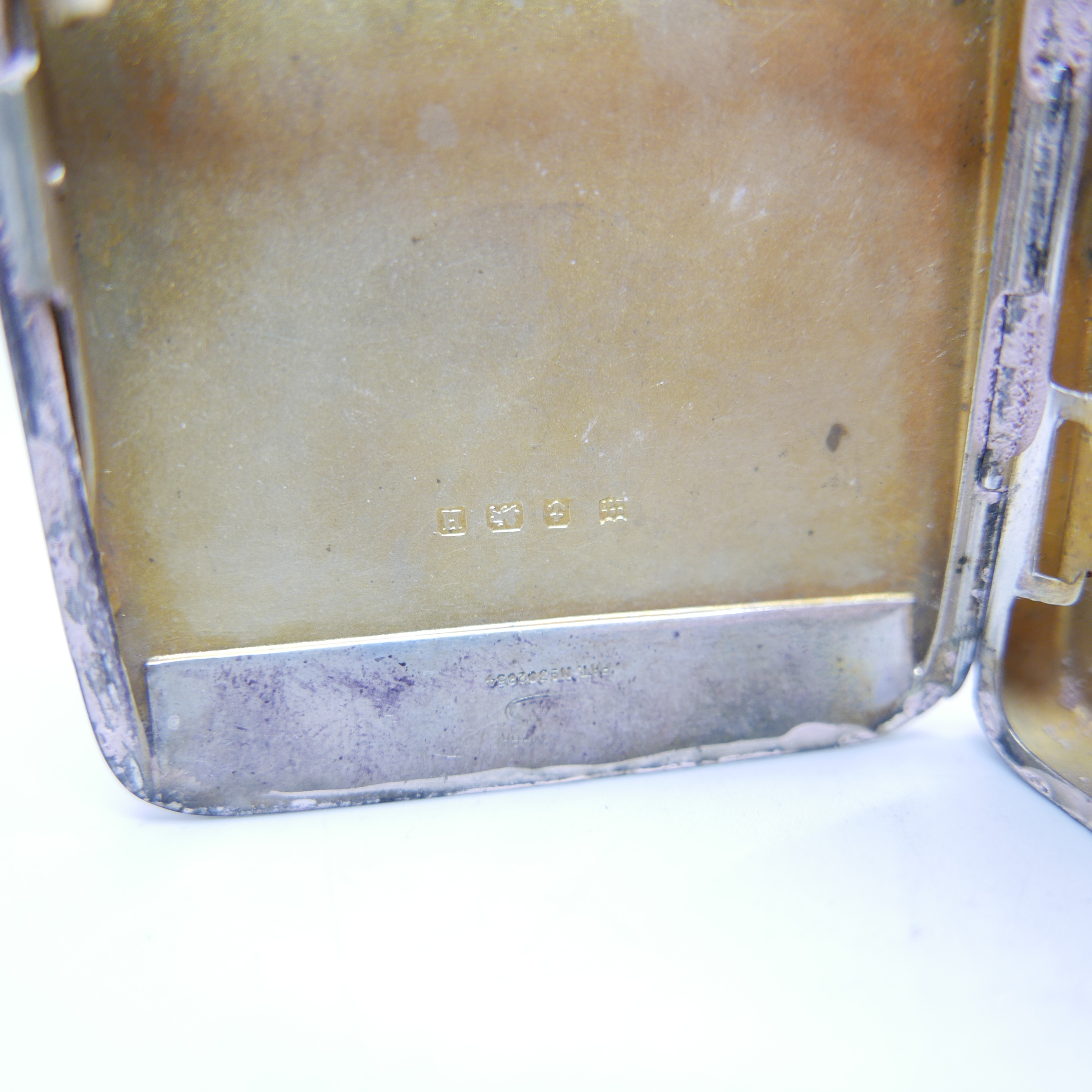 A silver cigarette case, 87.6g, 6cm x 8cm - Image 3 of 5