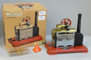 A Mamod Steam Engine SP2 in original box
