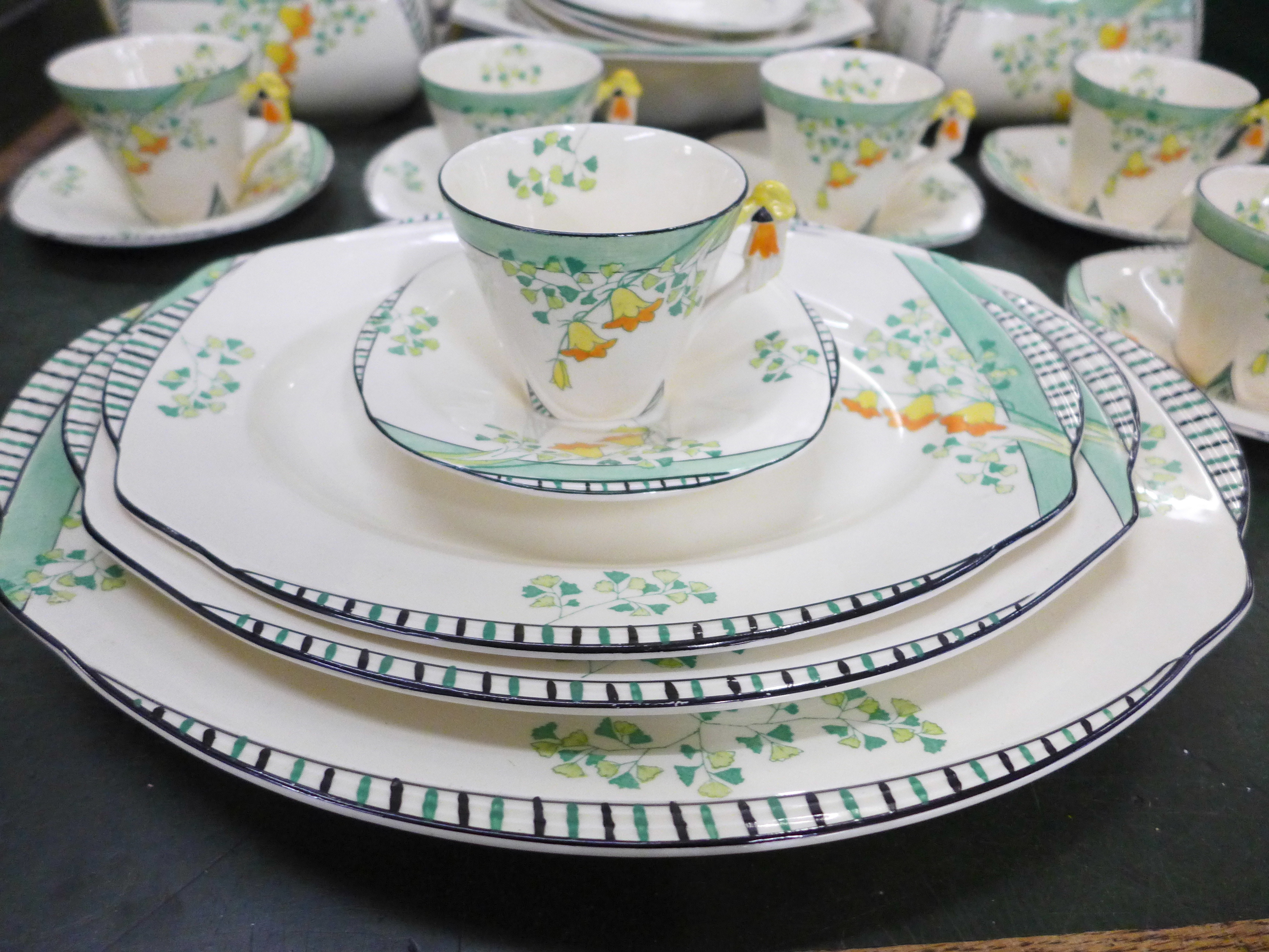 Burleighware Evergreen Art Deco set of six cups and saucers, two vegetable dishes, one lacking - Image 2 of 8
