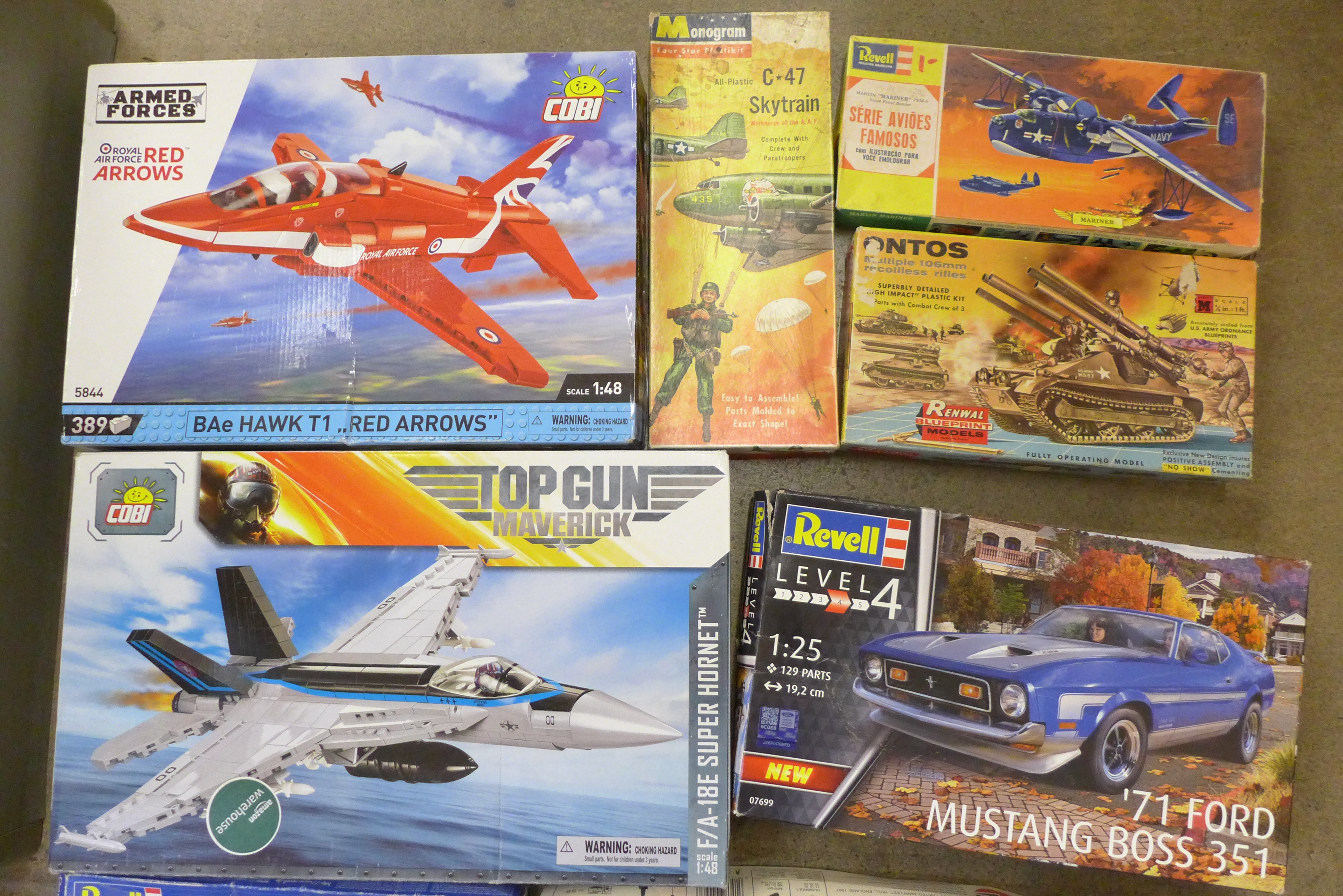 A collection of model aircraft and motor car kits, Revell, Airfix, and Monogram, etc. - Image 2 of 3