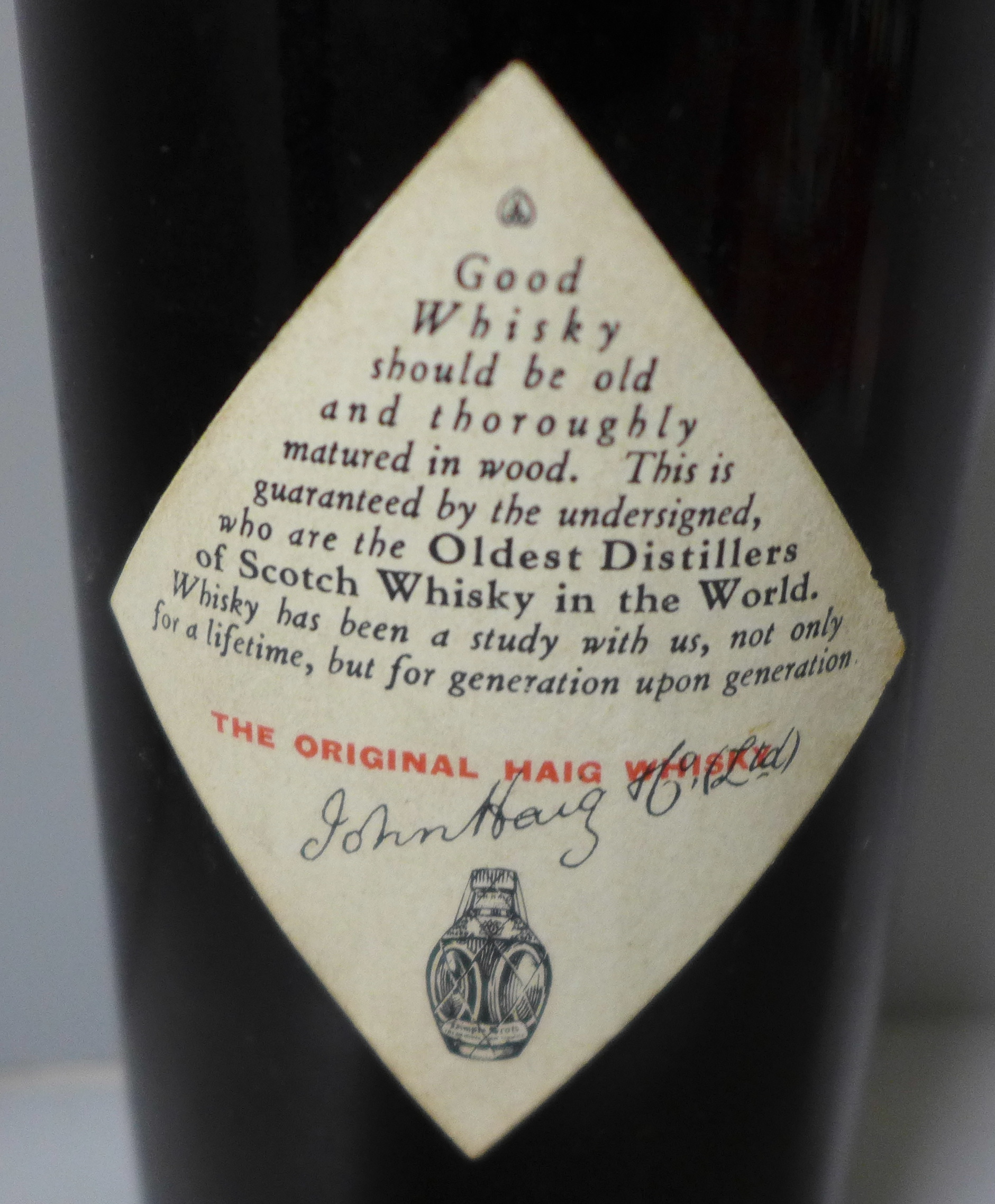 A Haig's Gold Label bottle of whisky - Image 3 of 3