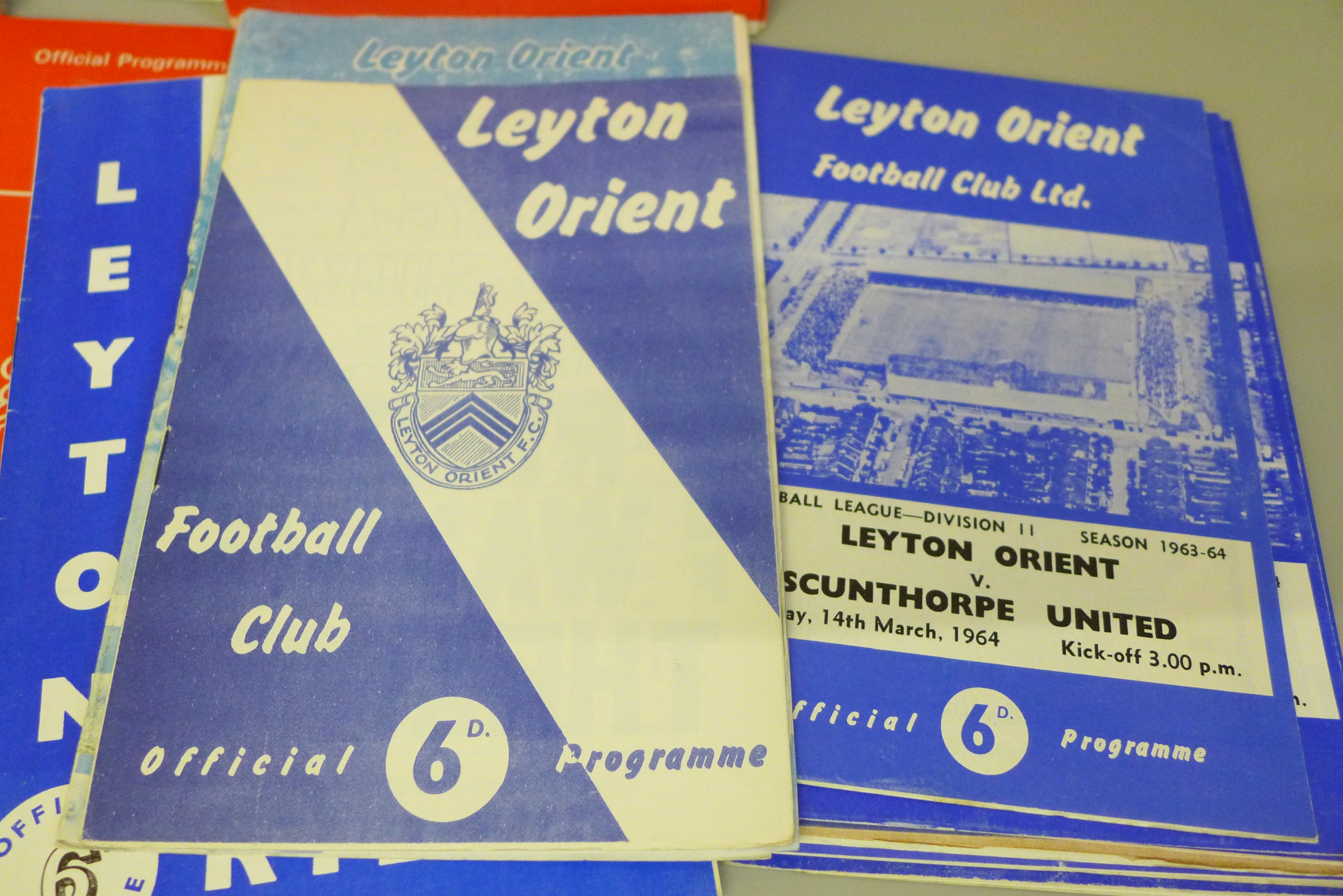 Football memorabilia; Leyton Orient home programmes from the 1950s (12 no.), 60s and 70s (50 no.) - Image 4 of 6