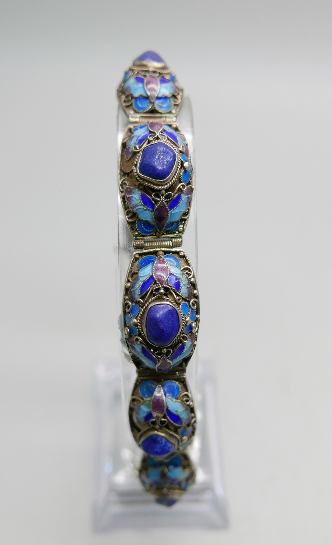 A Chinese vintage enamelled silver bracelet with blue stones - Image 3 of 3