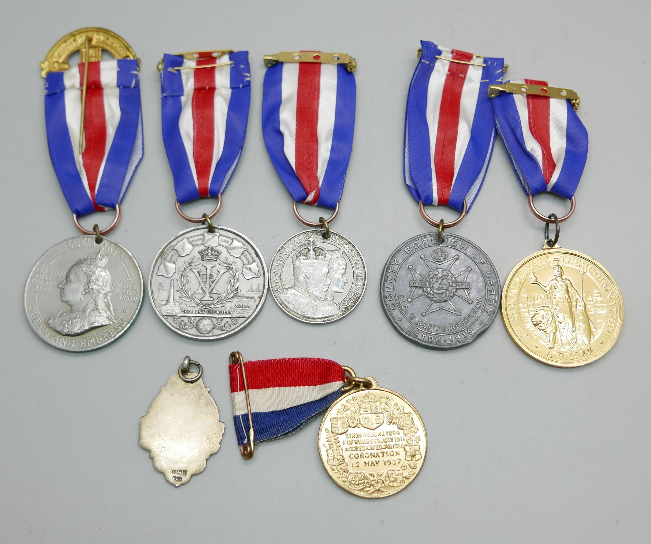 Six early 20th Century commemorative medallions and a silver fob medal - Image 4 of 4