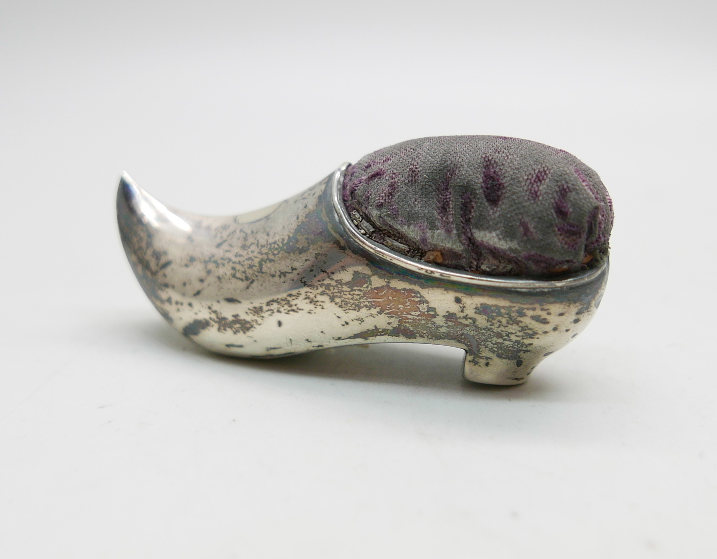 A novelty silver pin cushion in the form of a clog, Birmingham 1911 - Image 4 of 5