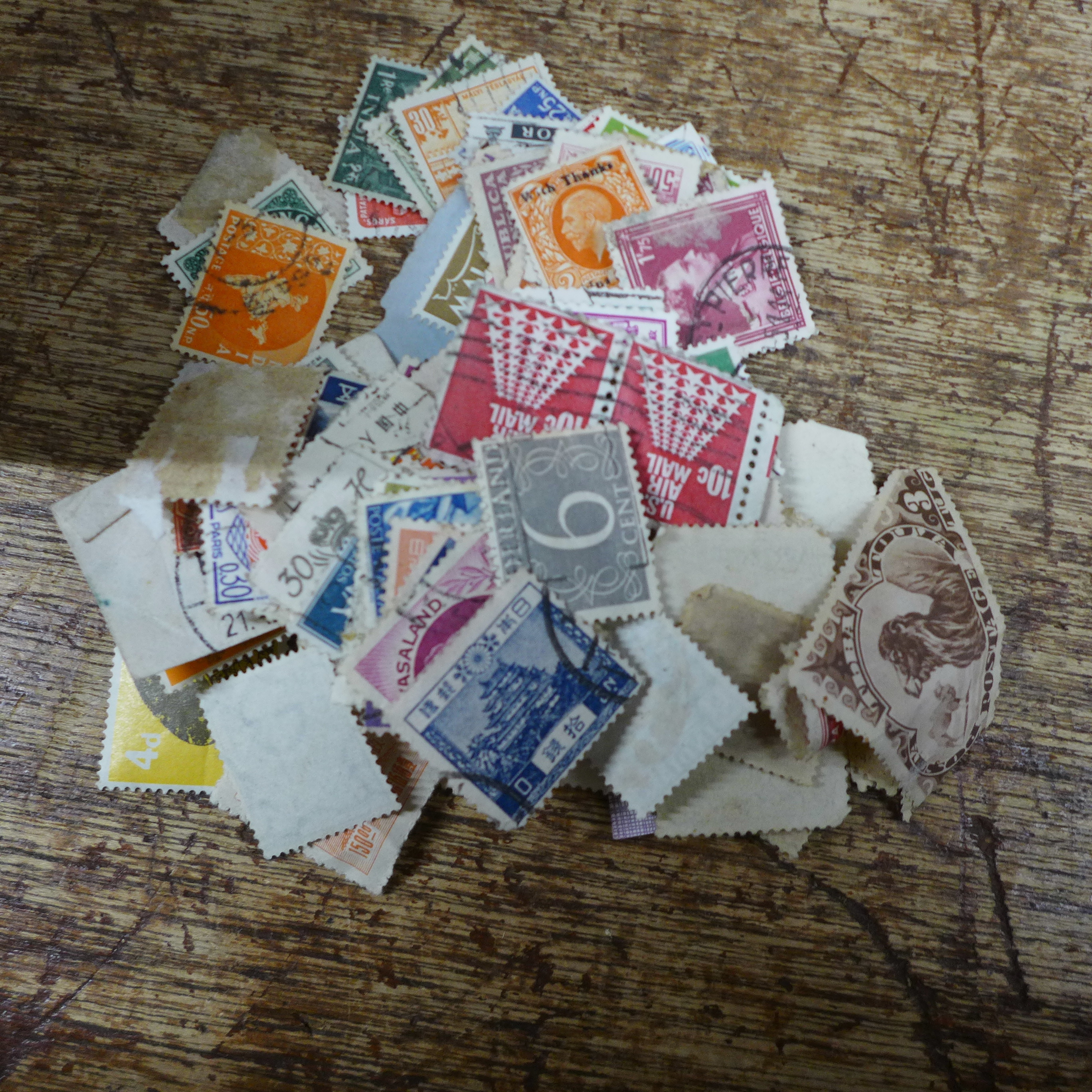 A collection of stamps, loose stamps and matchbox covers **PLEASE NOTE THIS LOT IS NOT ELIGIBLE - Image 4 of 4