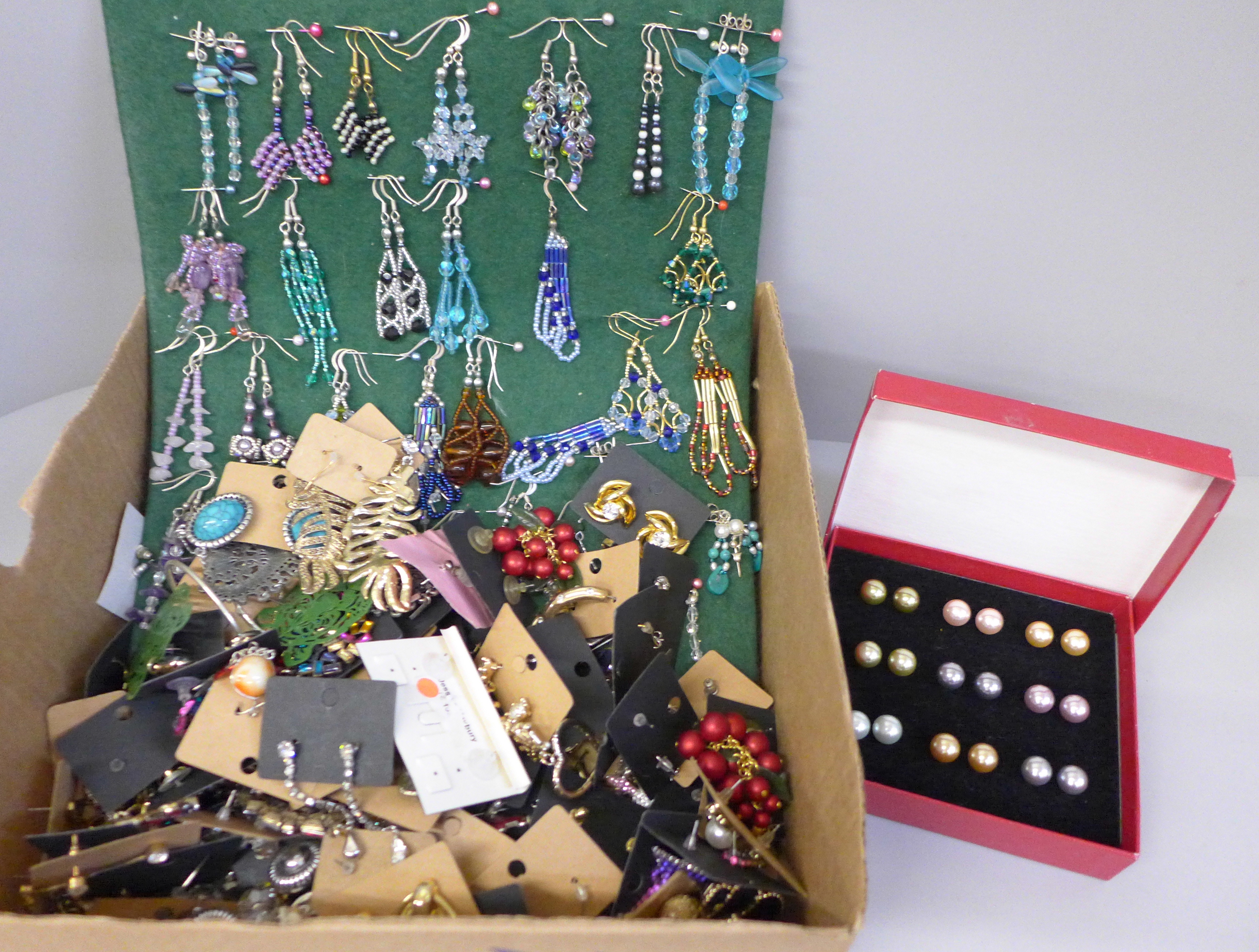 A large quantity of vintage and modern earrings