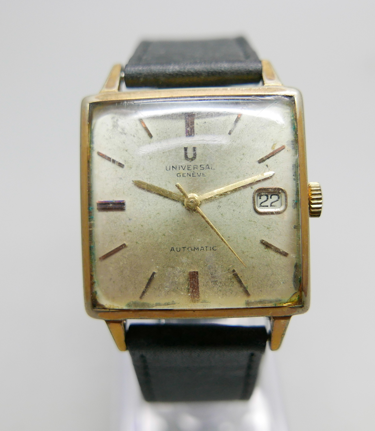 A gentleman's Universal automatic square cased wristwatch with date aperture, 27mm case - Image 3 of 3