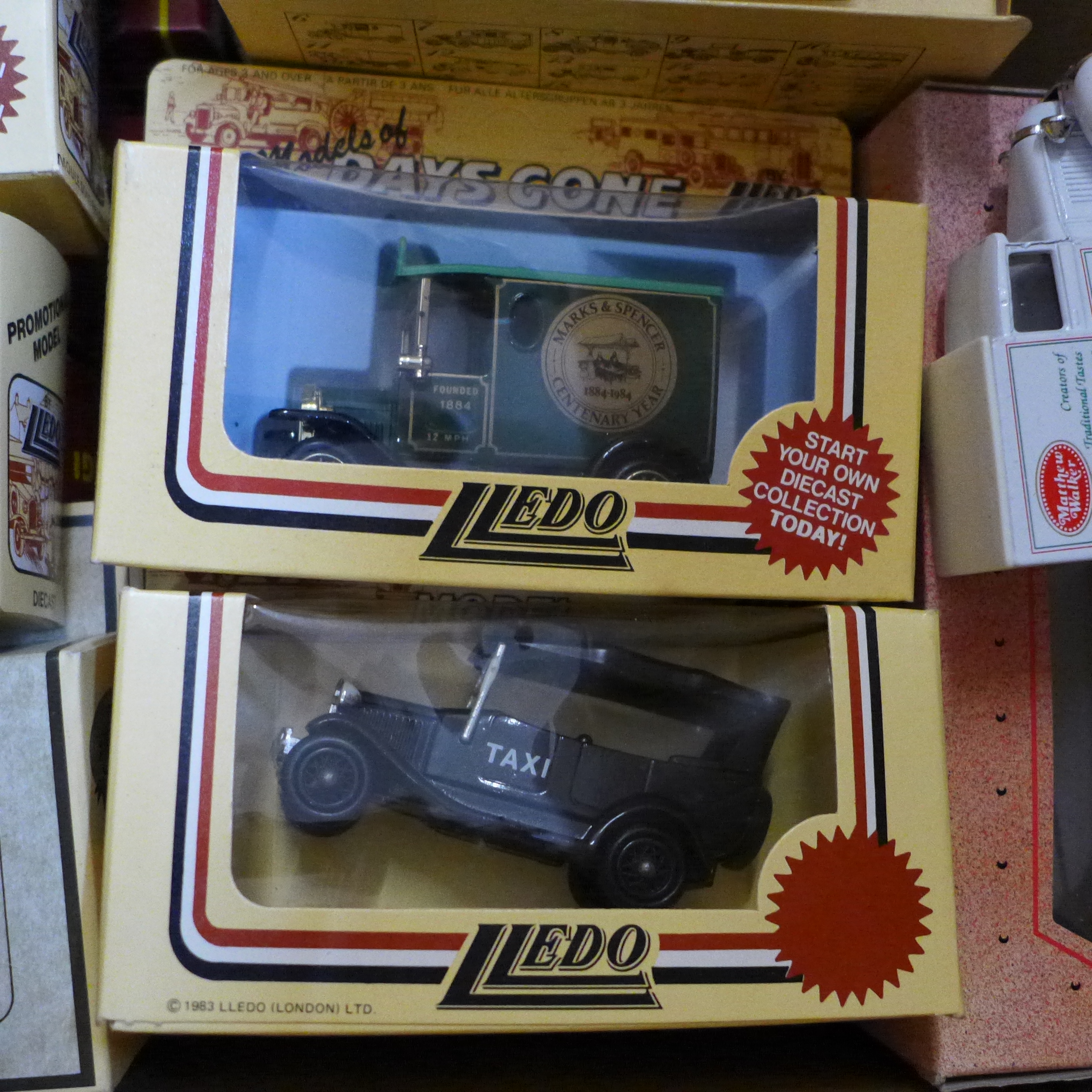 A collection of die-cast model vehicles, boxed; Lledo, Days Gone, Promotional, etc. - Image 4 of 4