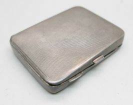 A silver cigarette case, 87.6g, 6cm x 8cm