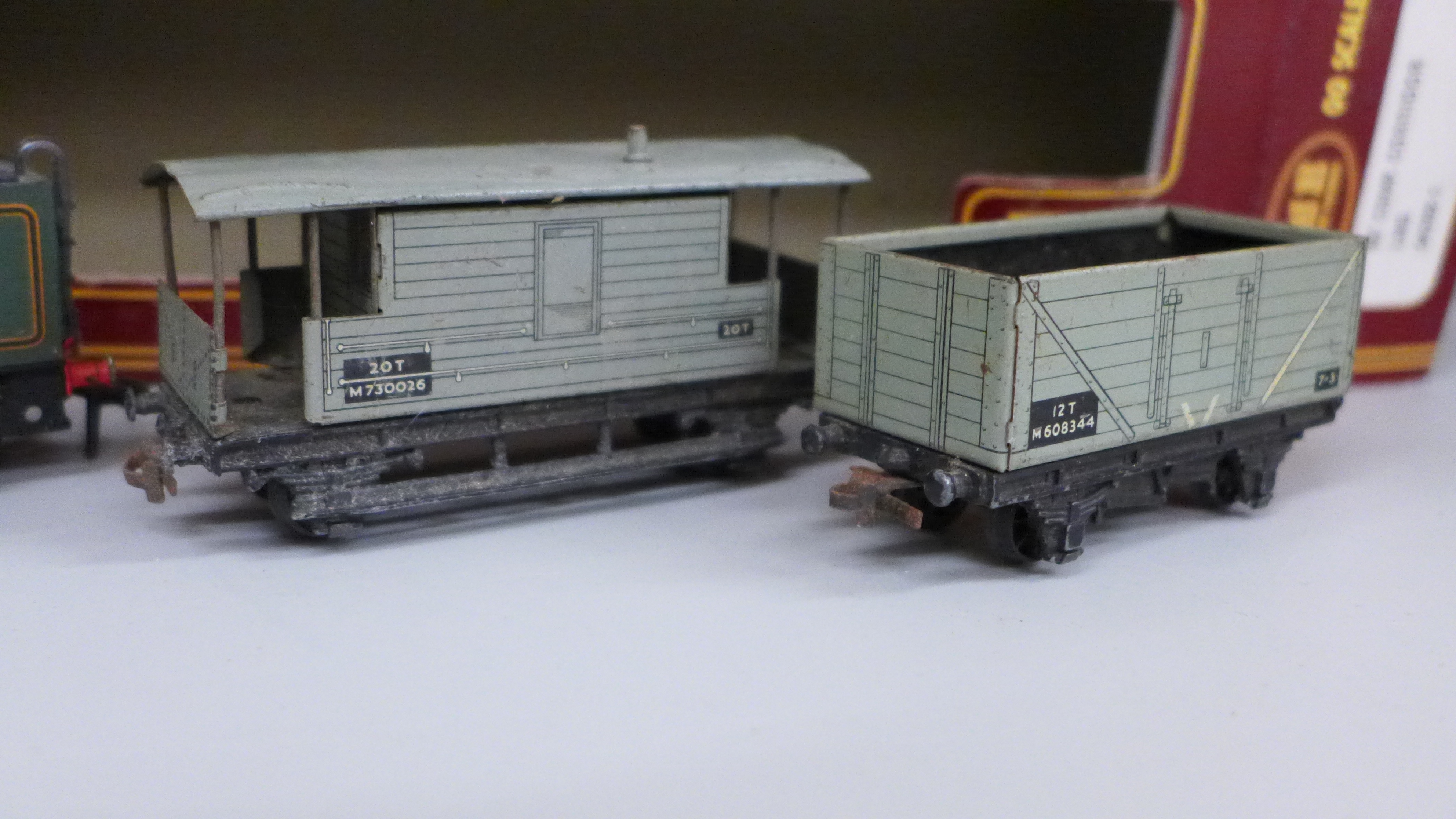 A collection of OO gauge coaches and wagons including Pullman and Corridor LMS GMR coach, boxed - Image 4 of 4