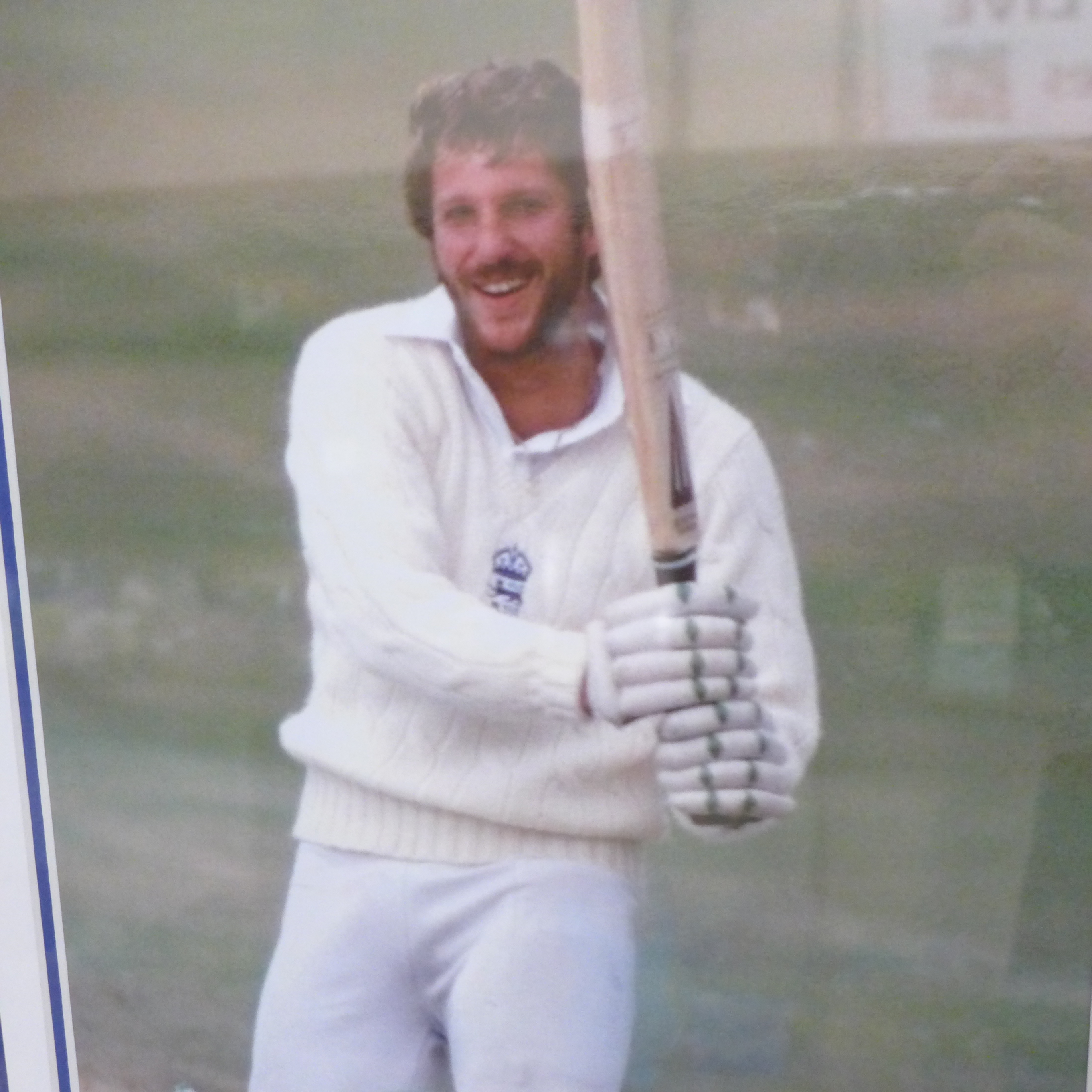 An Ian Botham signed display with miniature cricket bat, framed - Image 3 of 3