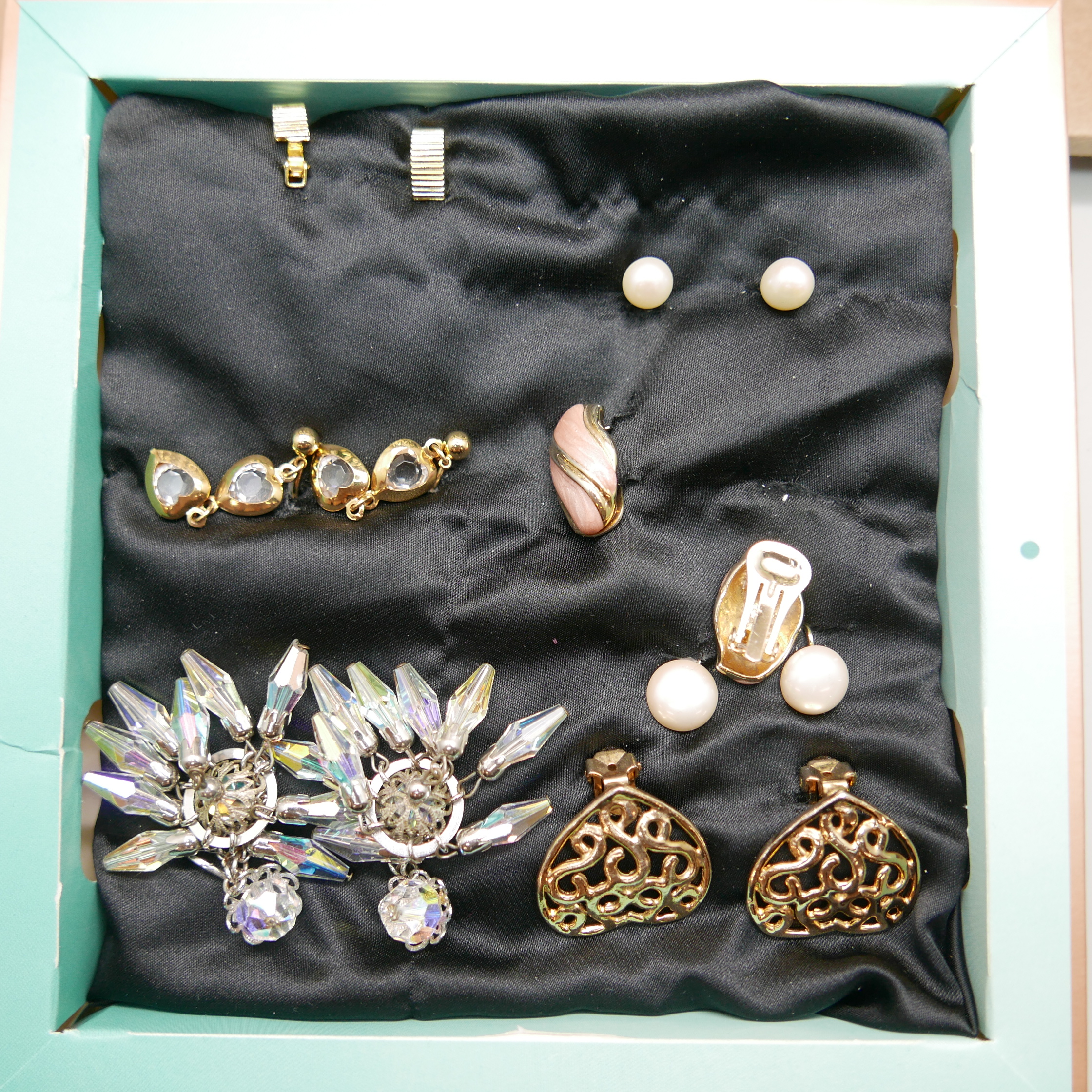 Forty-nine pairs of clip-on earrings - Image 3 of 3